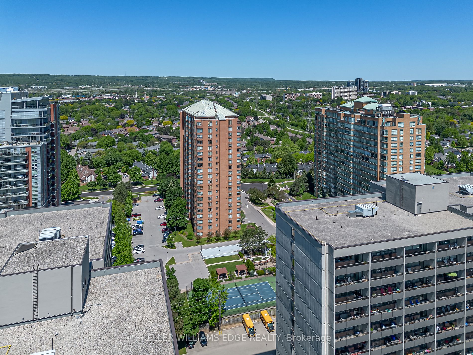 1270 Maple Crossing Blvd, #1702