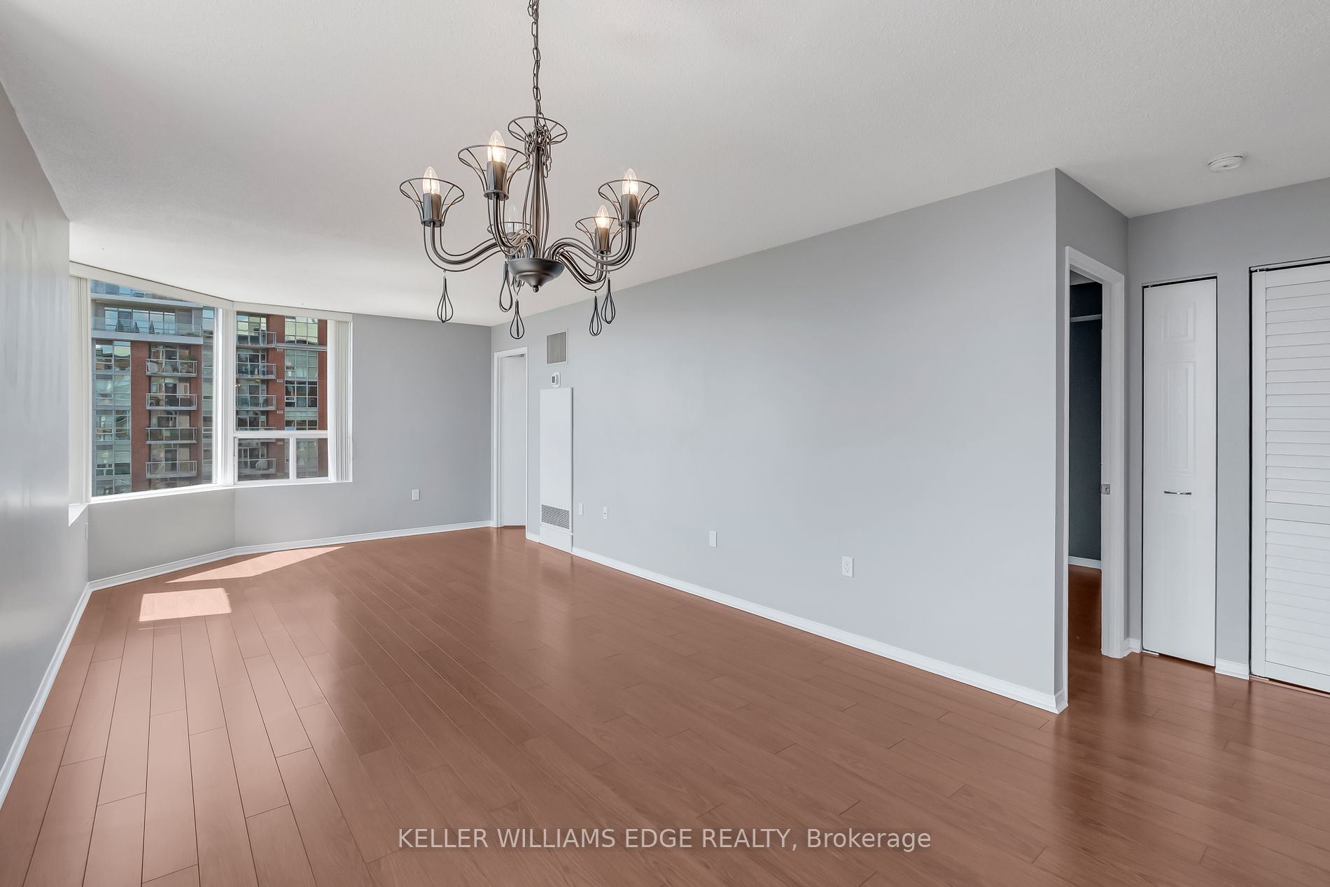 1270 Maple Crossing Blvd, #1702