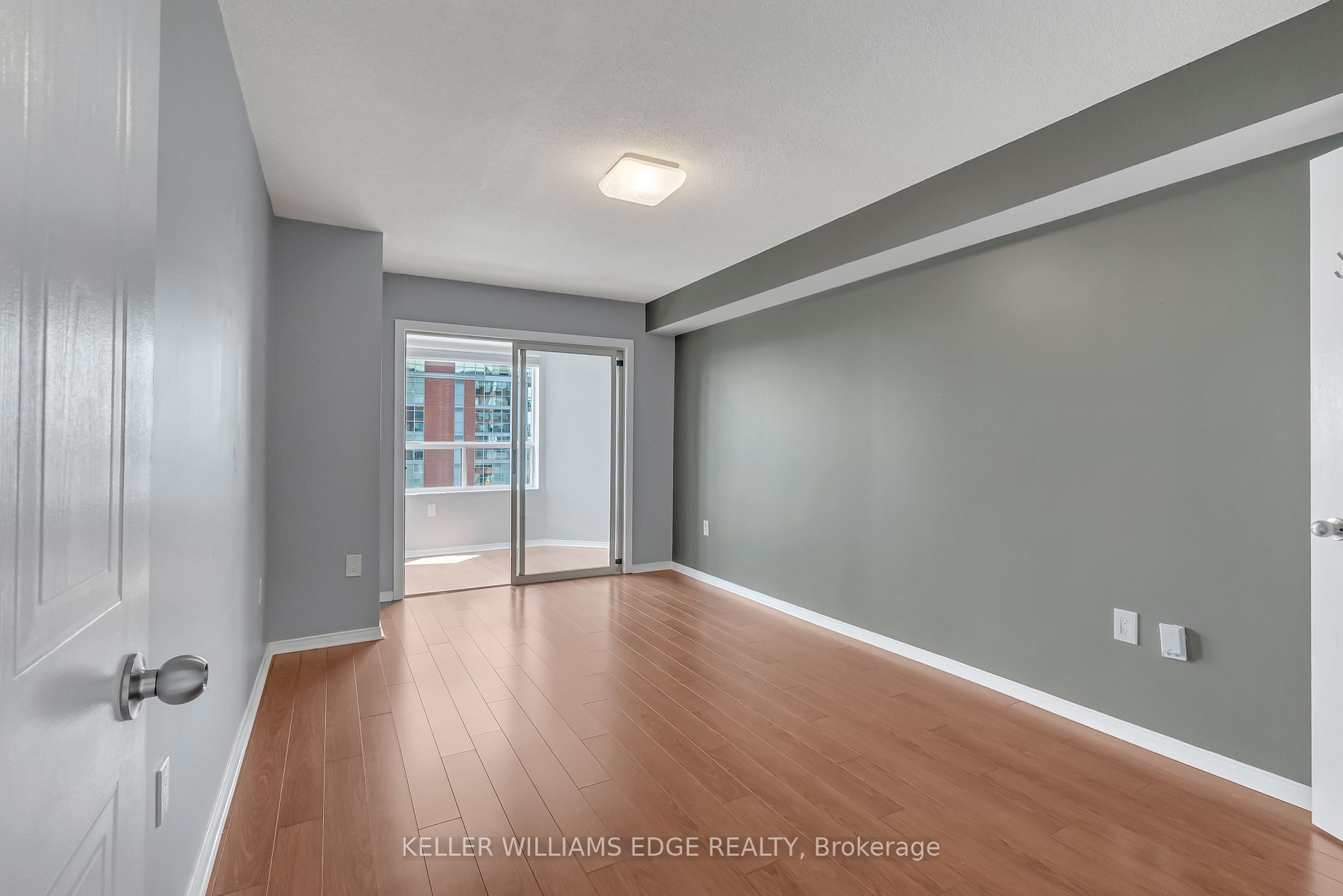 1270 Maple Crossing Blvd, #1702