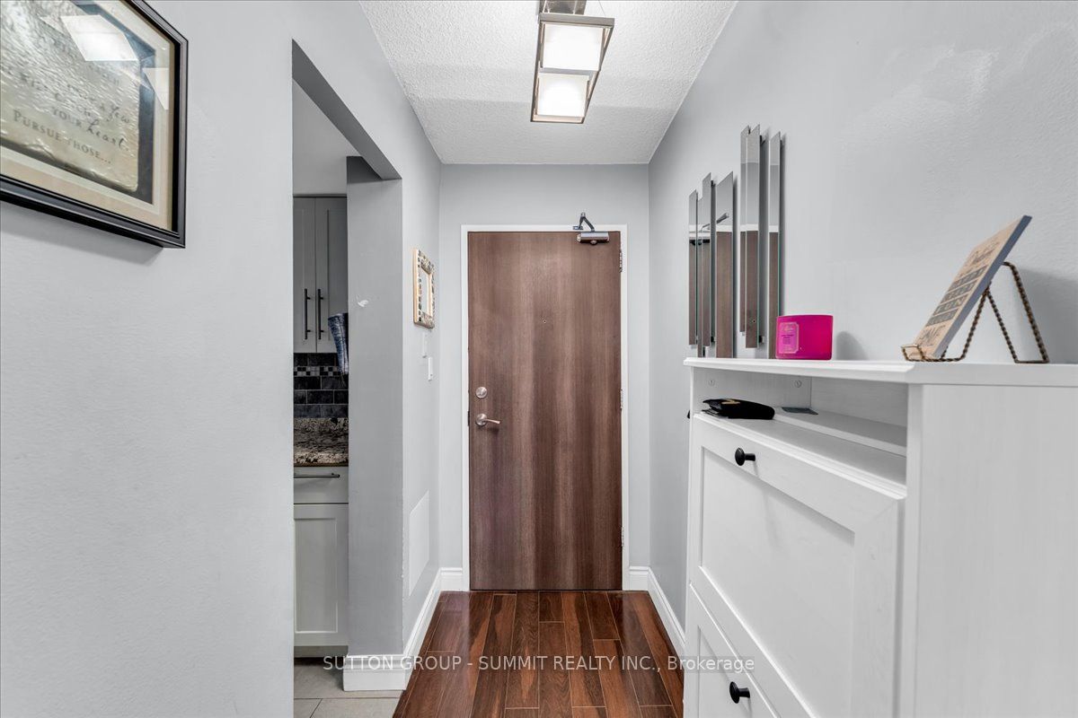 2556 ARGYLE Rd, #206