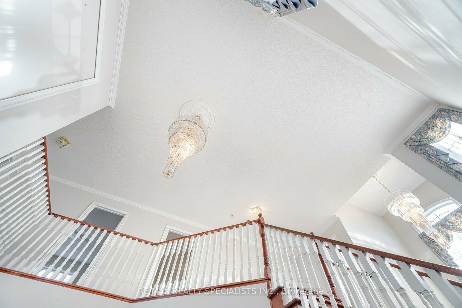 9 Whitewash Way
