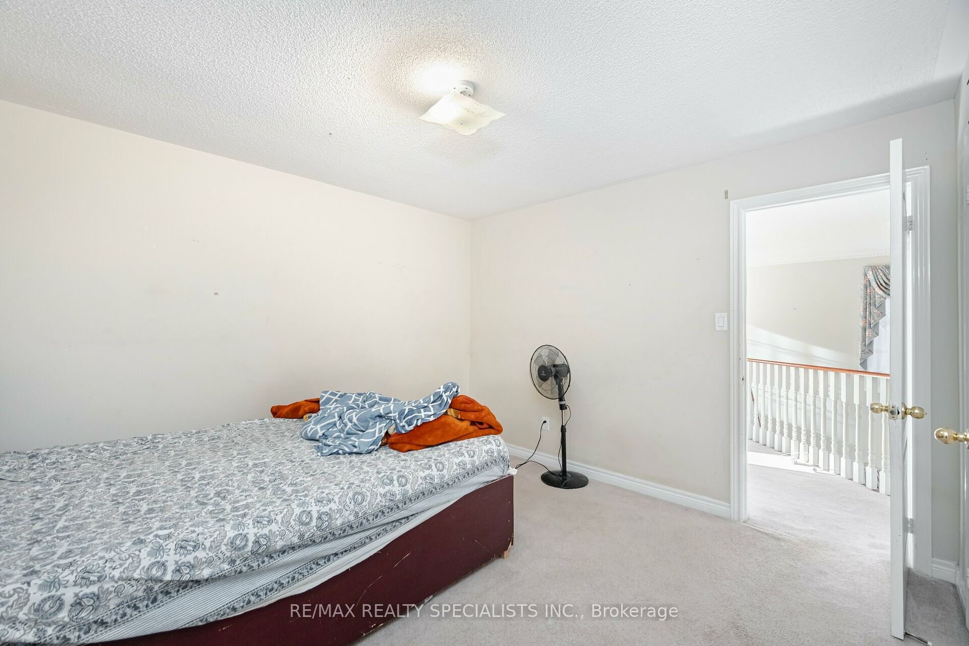 9 Whitewash Way