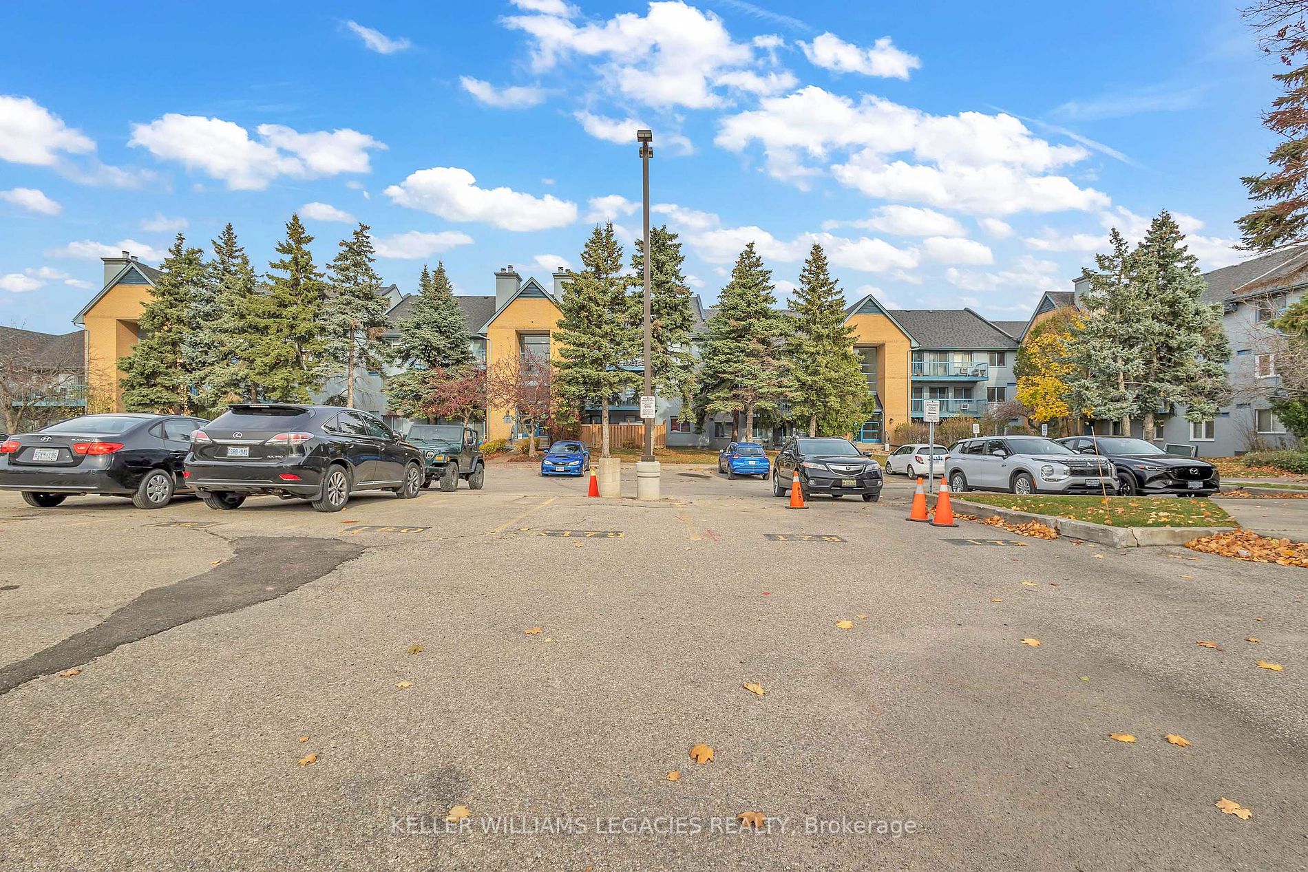 95 Trailwood Dr, #922