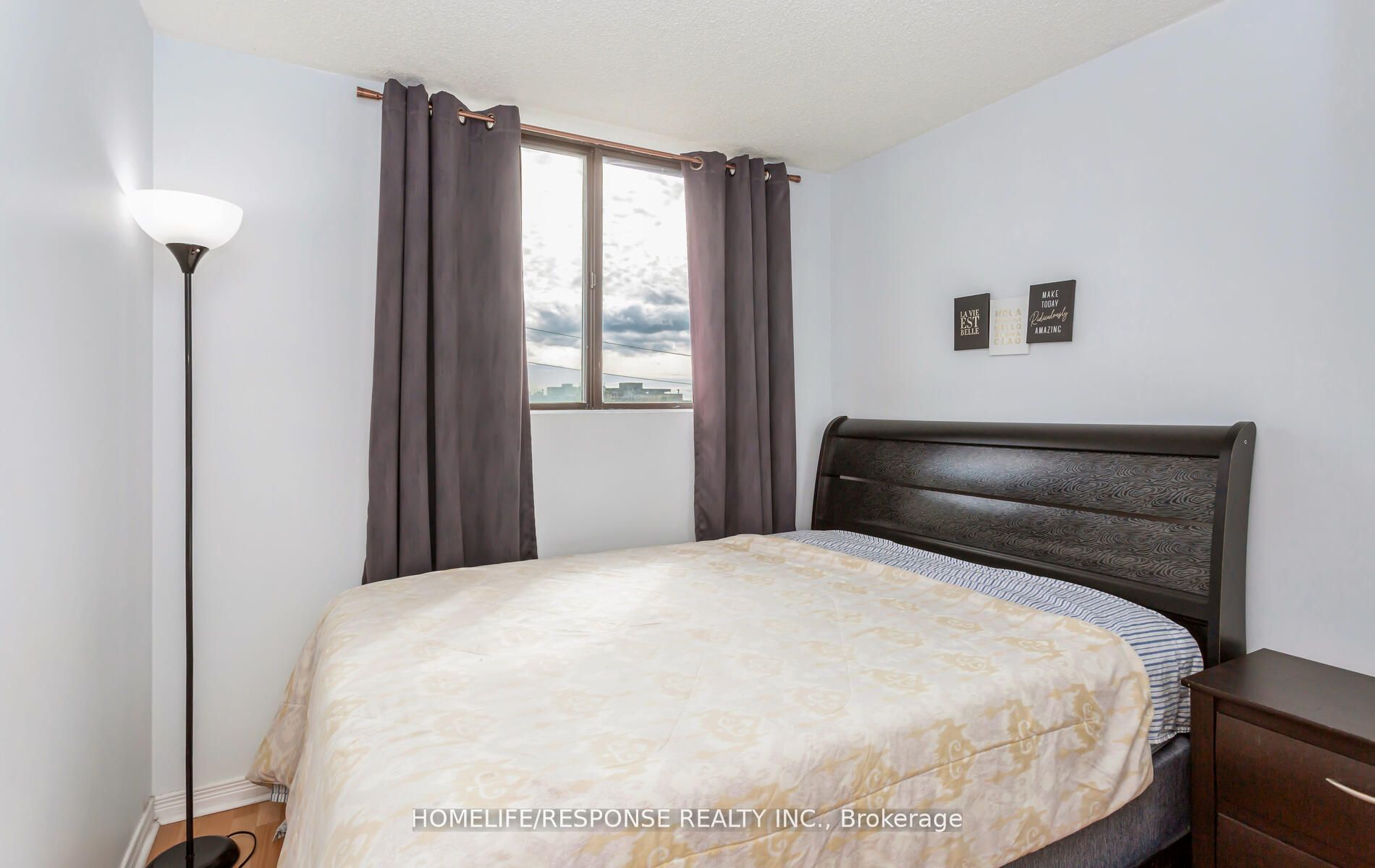 25 AGNES St, #409