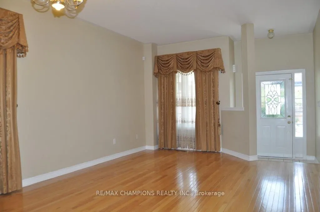 104 Masters Green Cres