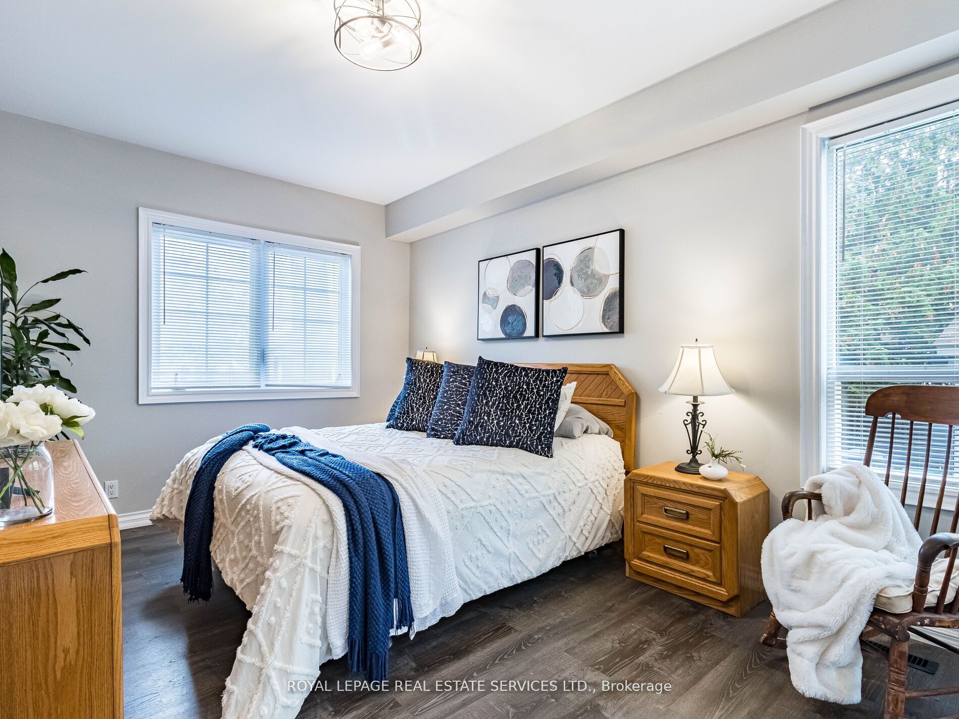 39 Clarence St