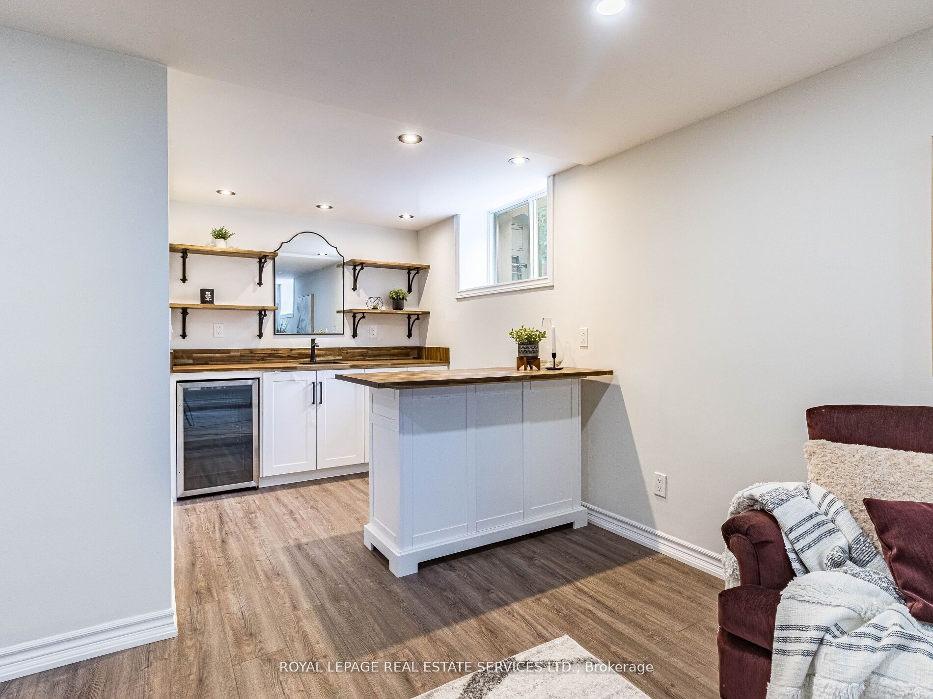 39 Clarence St
