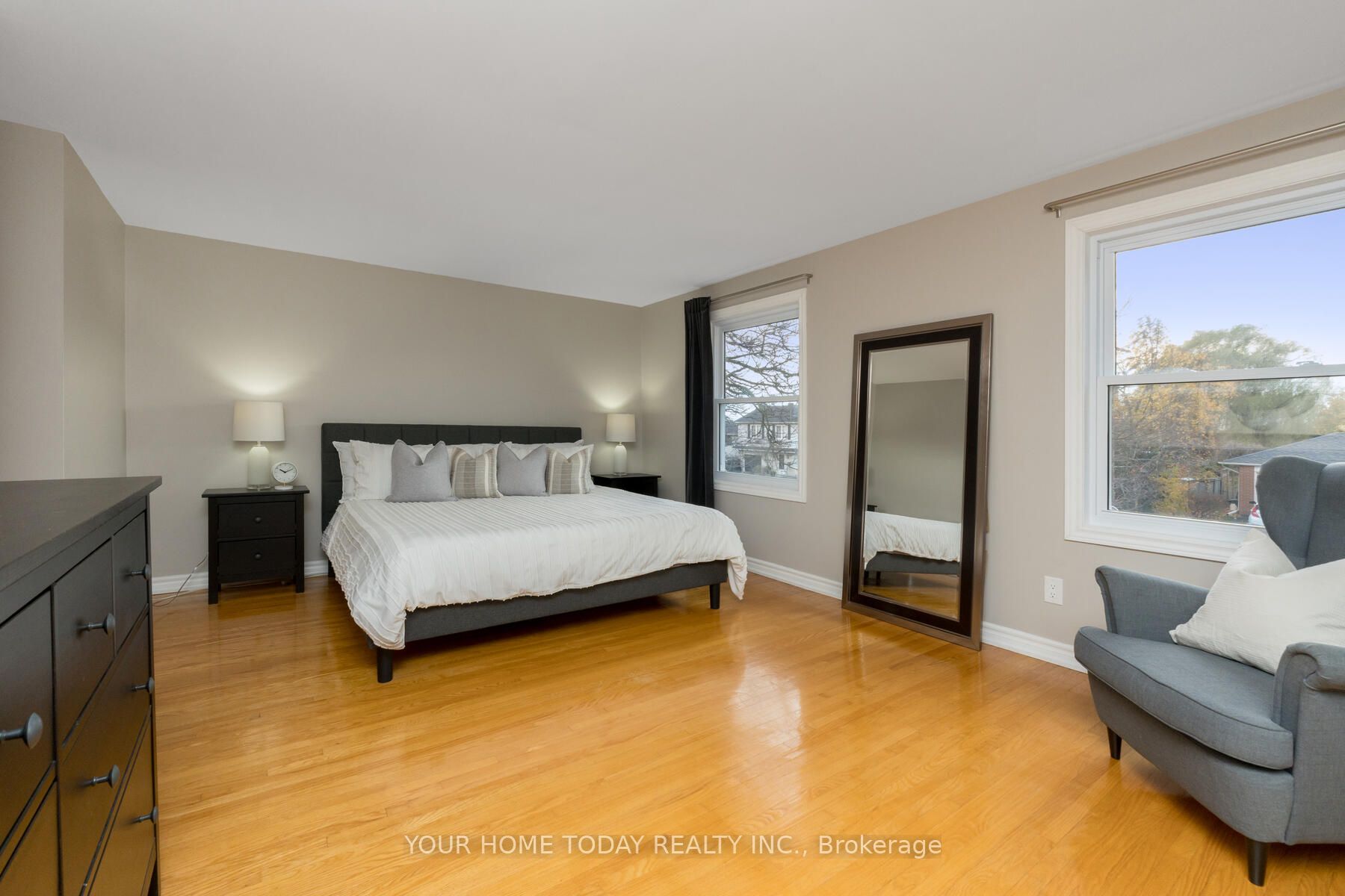 3 Regan Cres
