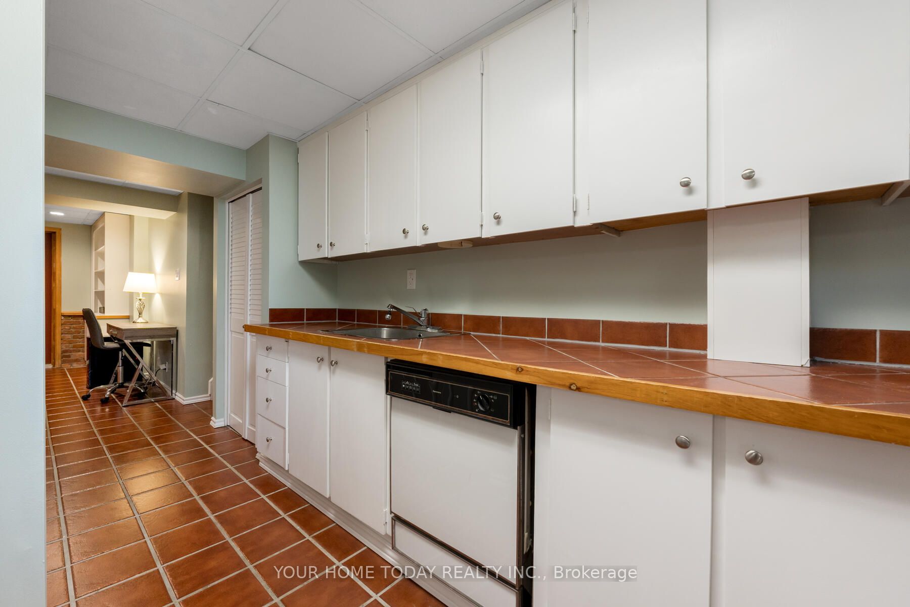 3 Regan Cres