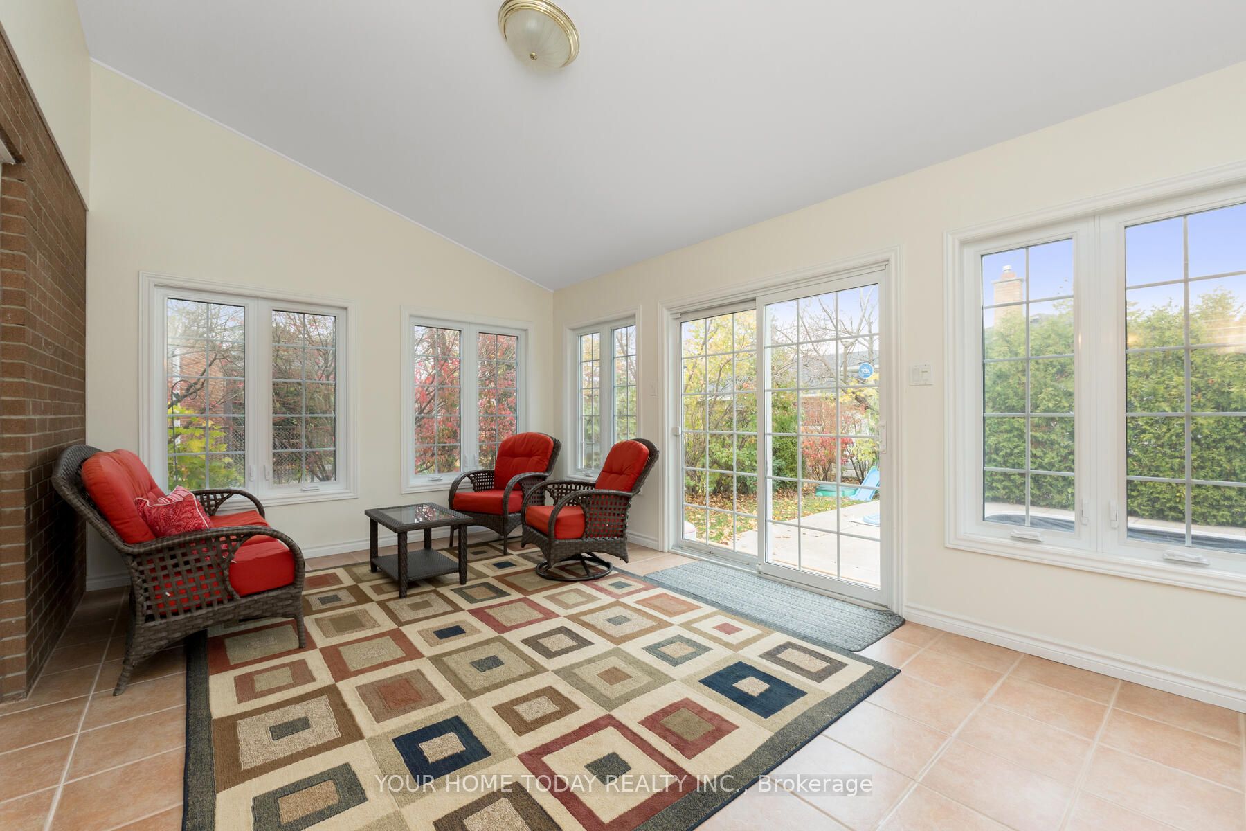 3 Regan Cres