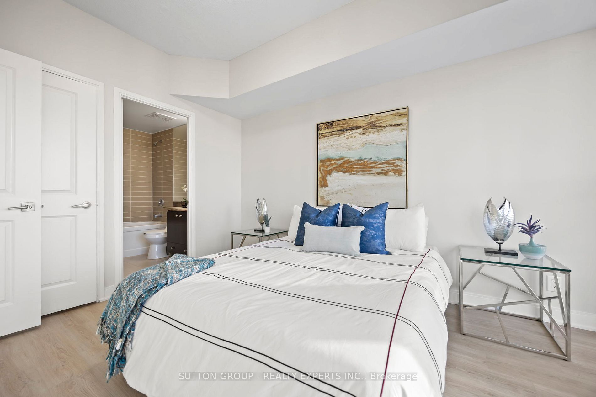 60 Absolute Ave, #1901