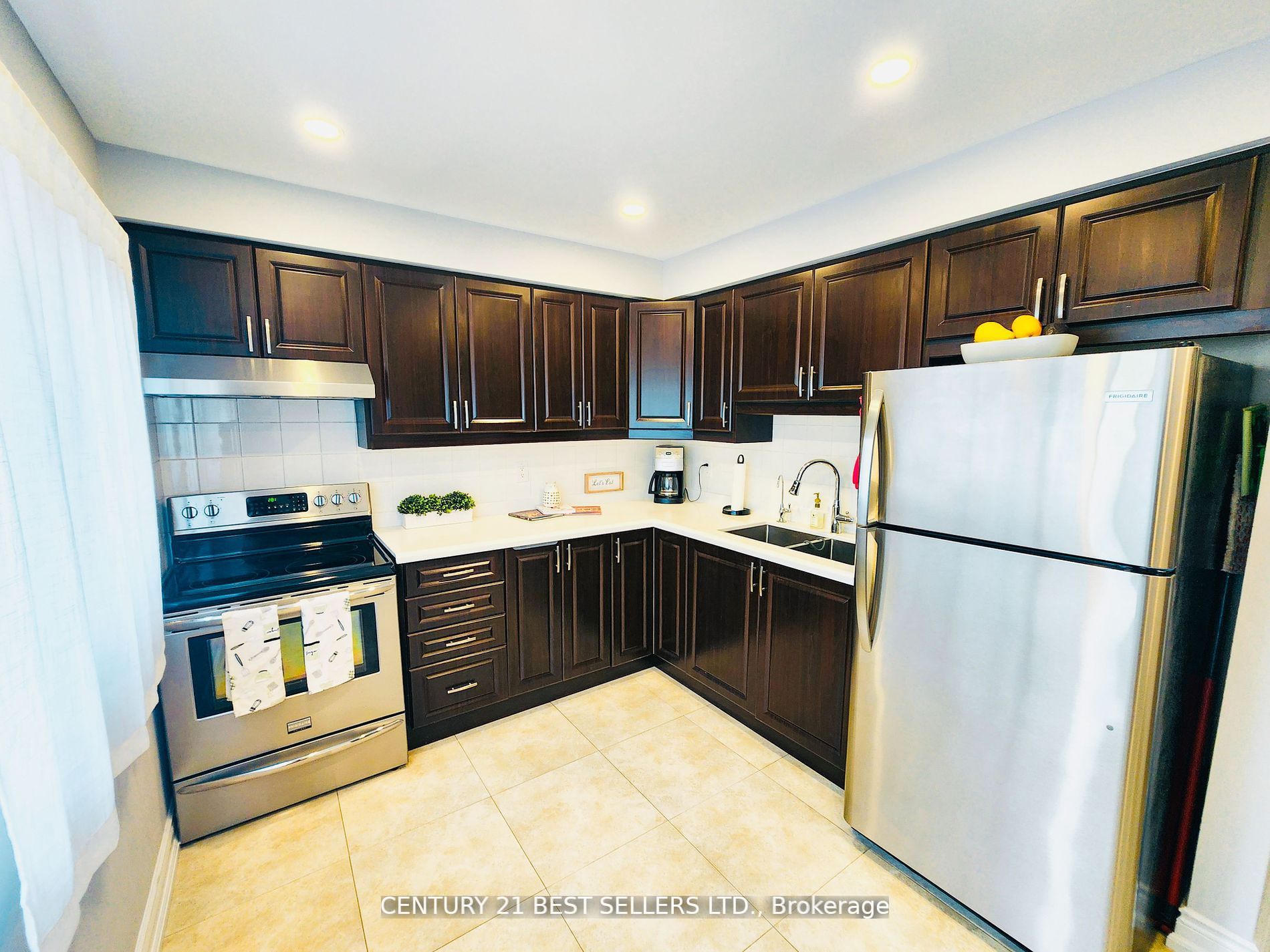 400 Bloor St, #46