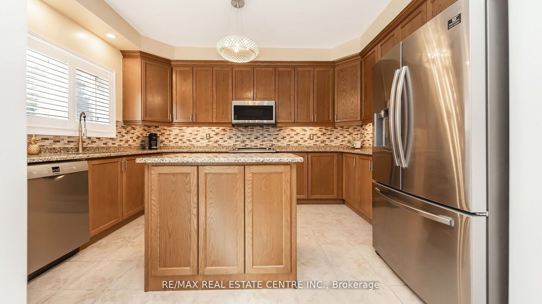 4 Chetholme Pl