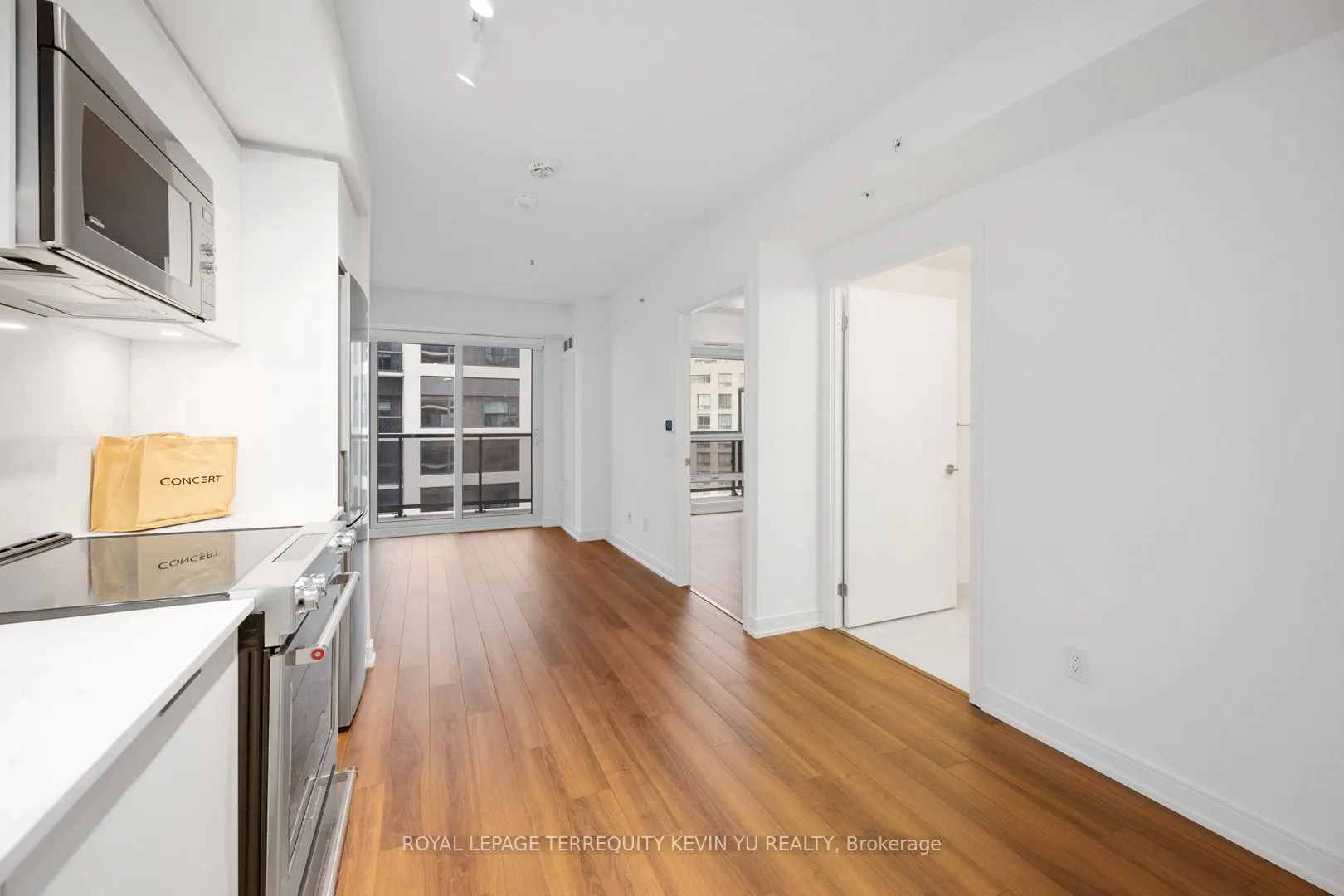 30 Samuel Wood Way, #1907
