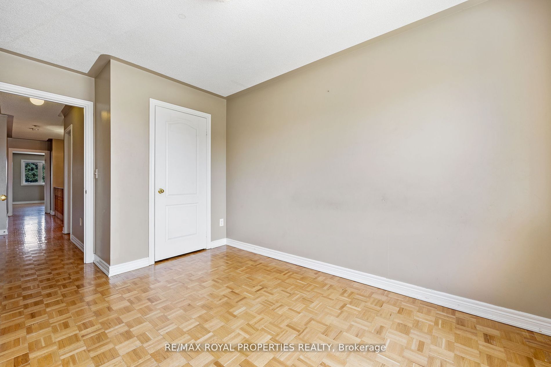 7173 Village Walk
