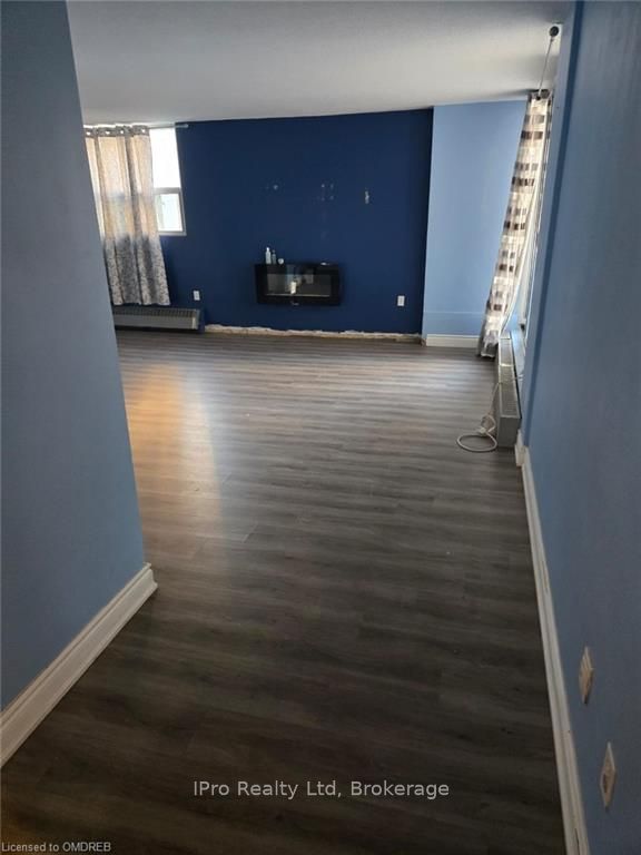 2345 CONFEDERATION Pkwy, #204
