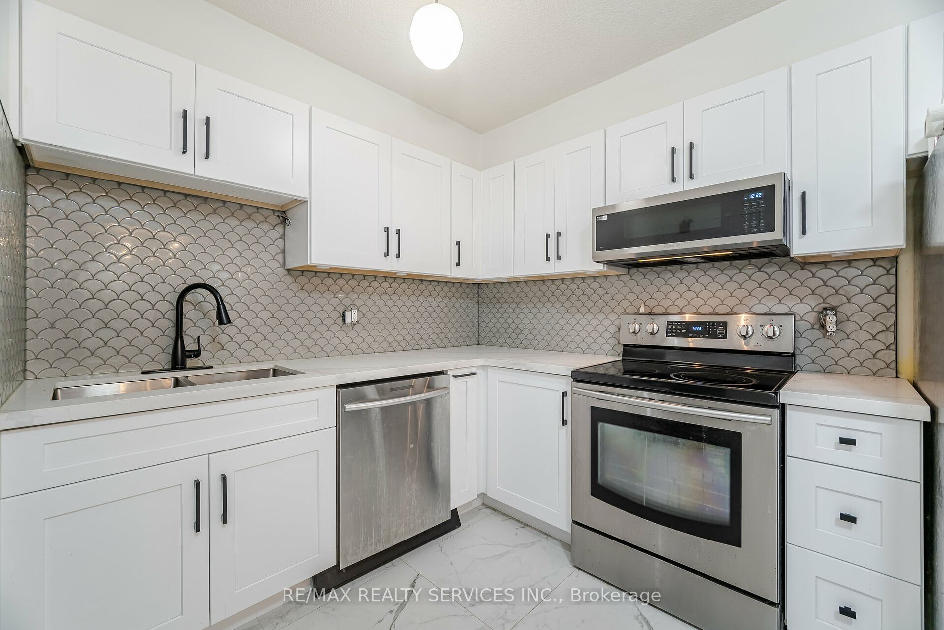 20 Mississauga Valley Blvd, #1604
