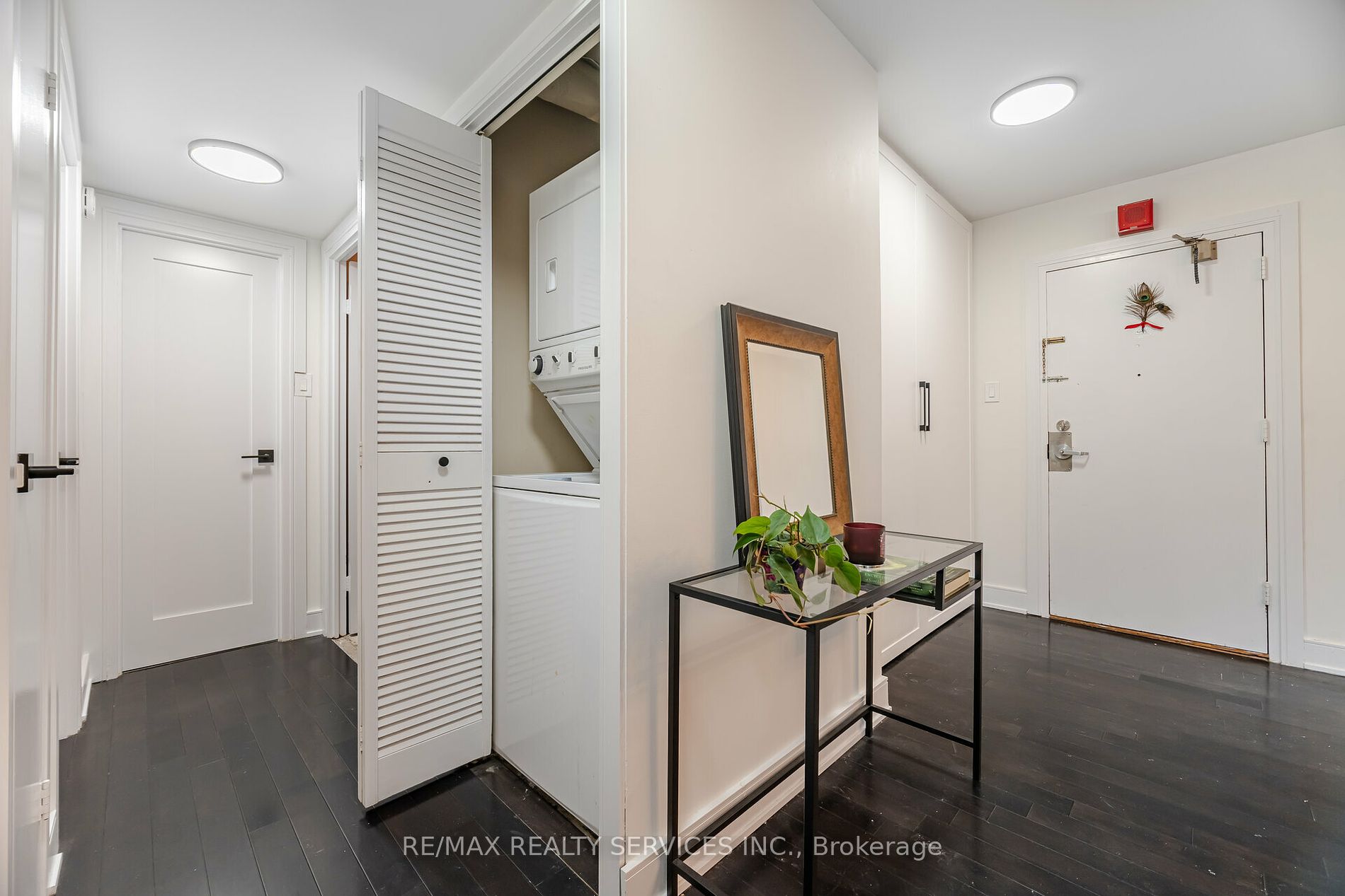 20 Mississauga Valley Blvd, #1604