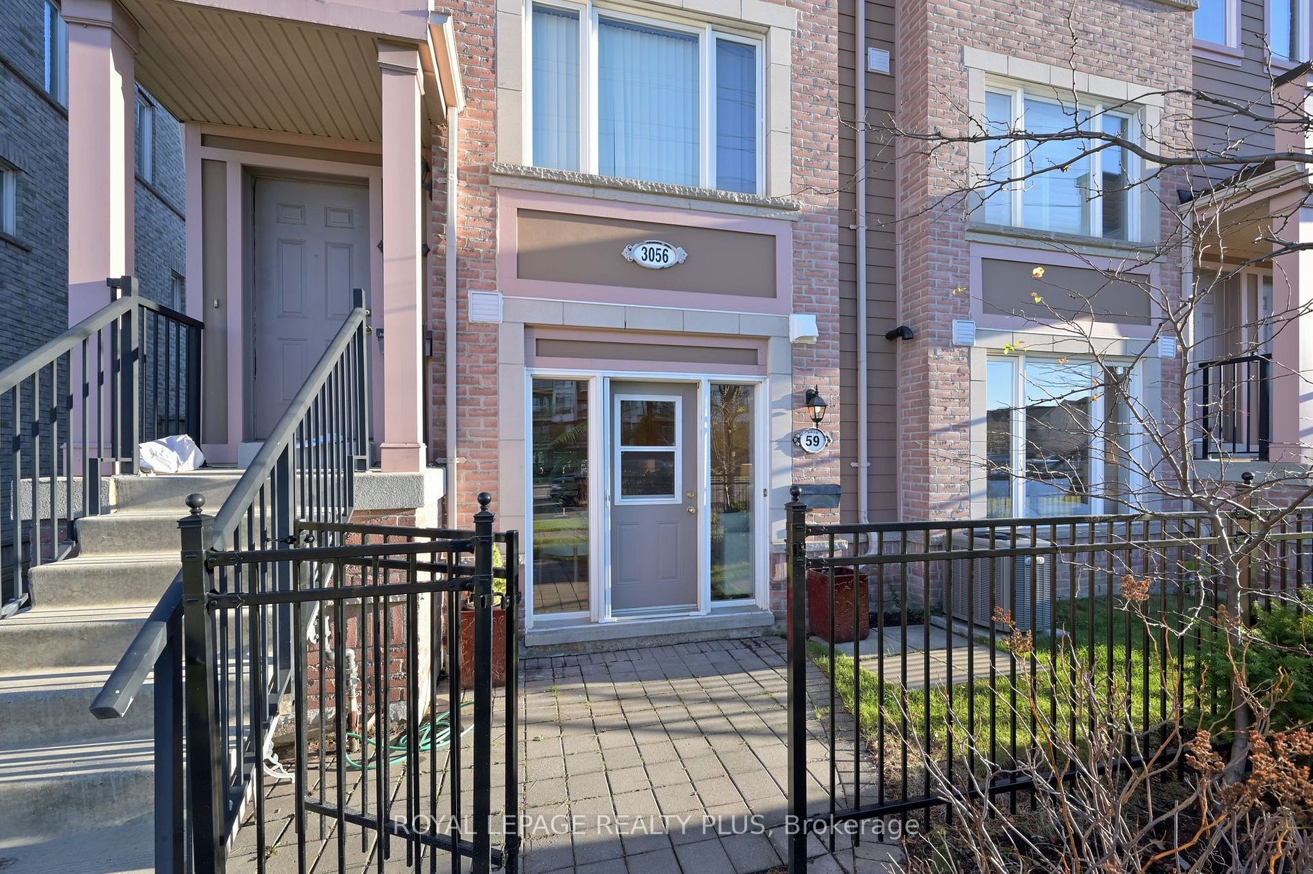 3056 Eglinton Ave W, #59