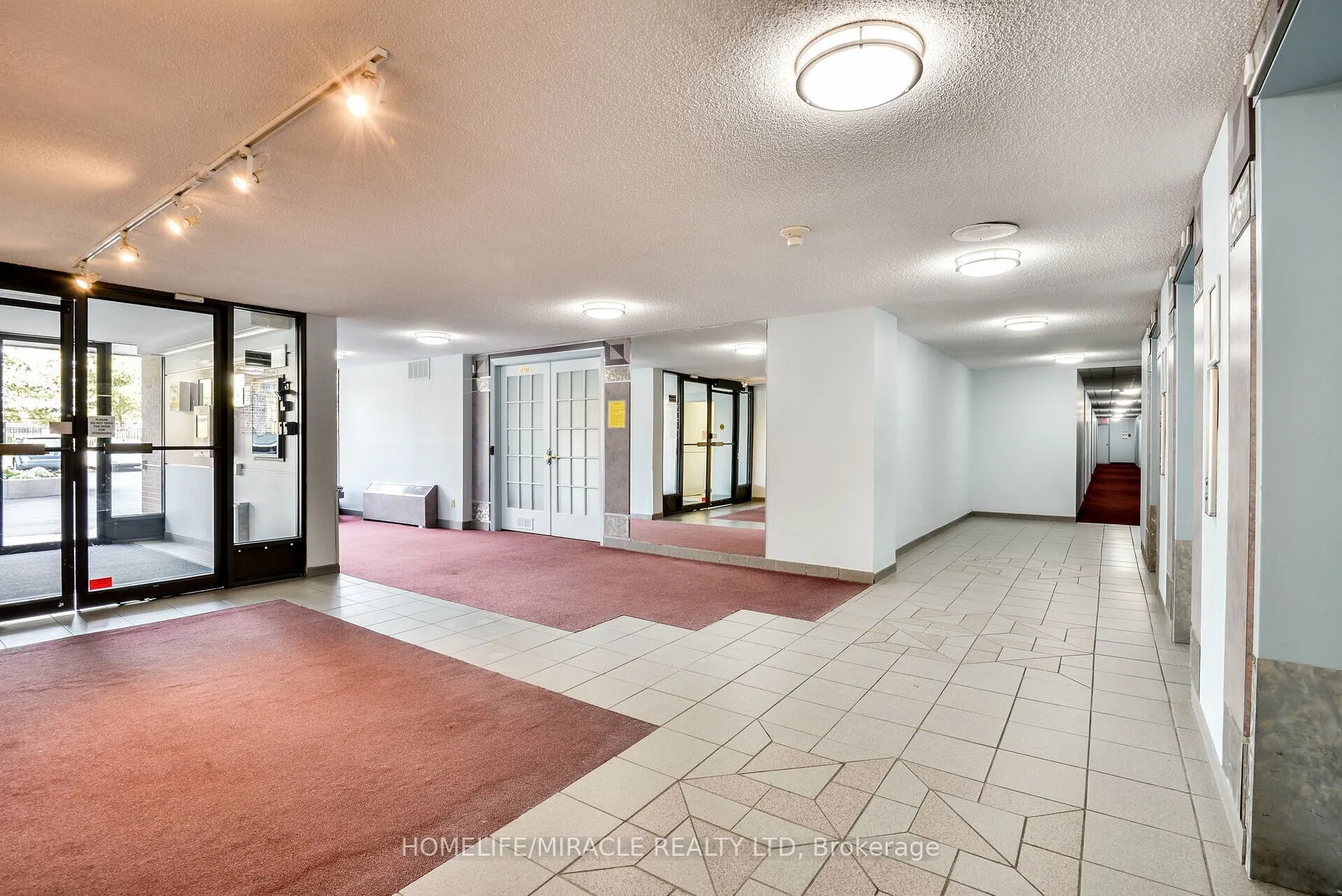 25 KENSINGTON Rd, #410