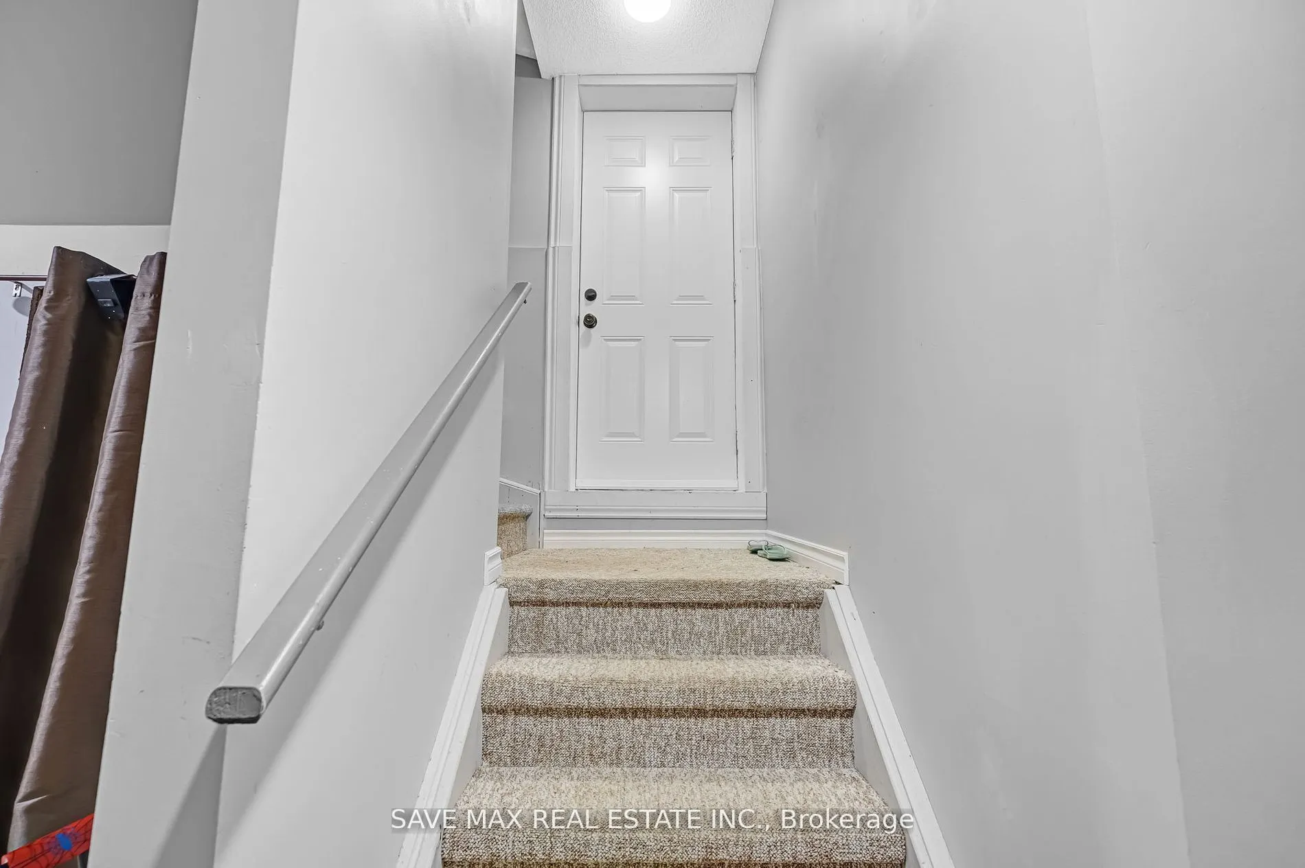 53 Smith Dr
