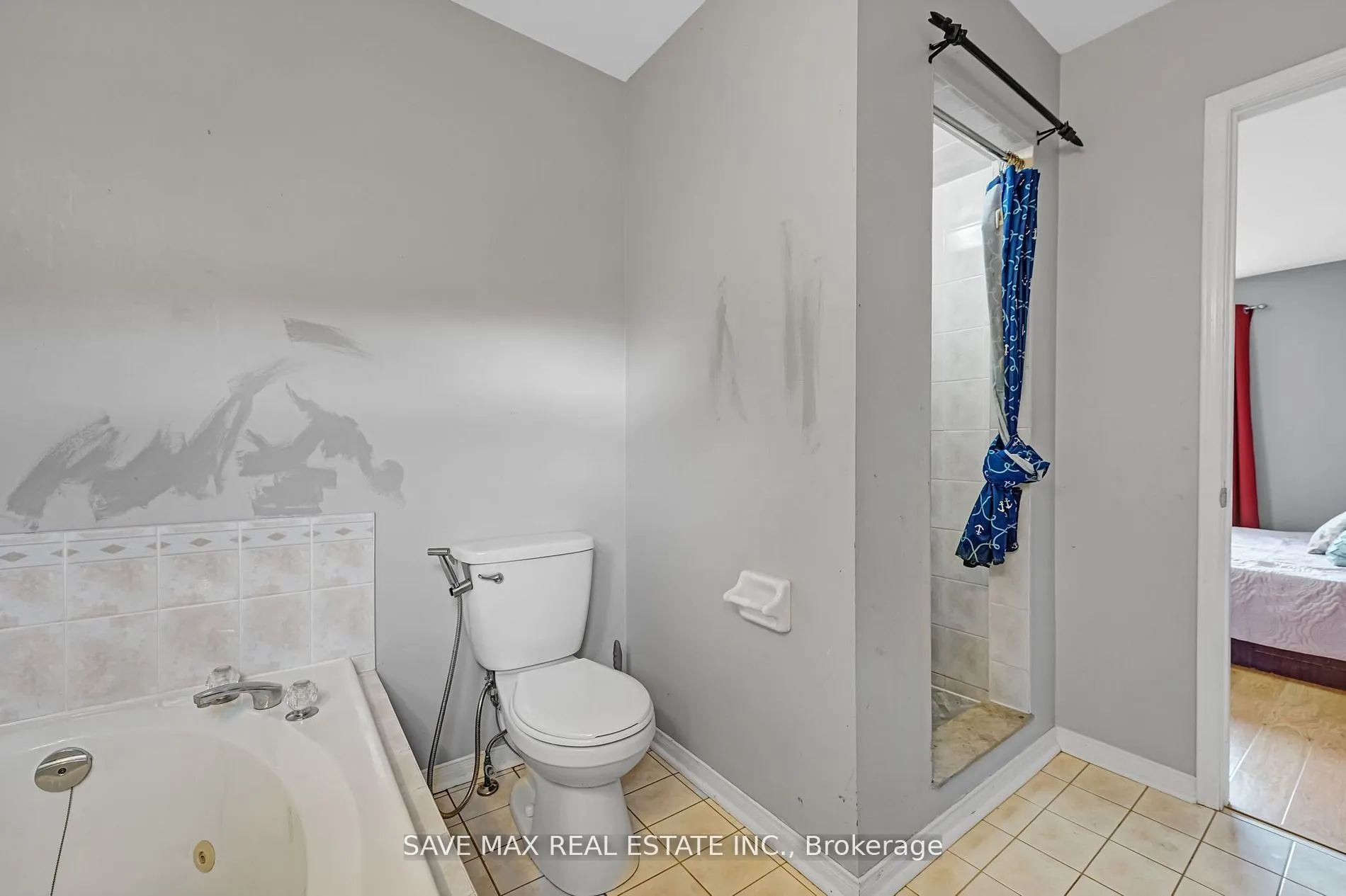 53 Smith Dr