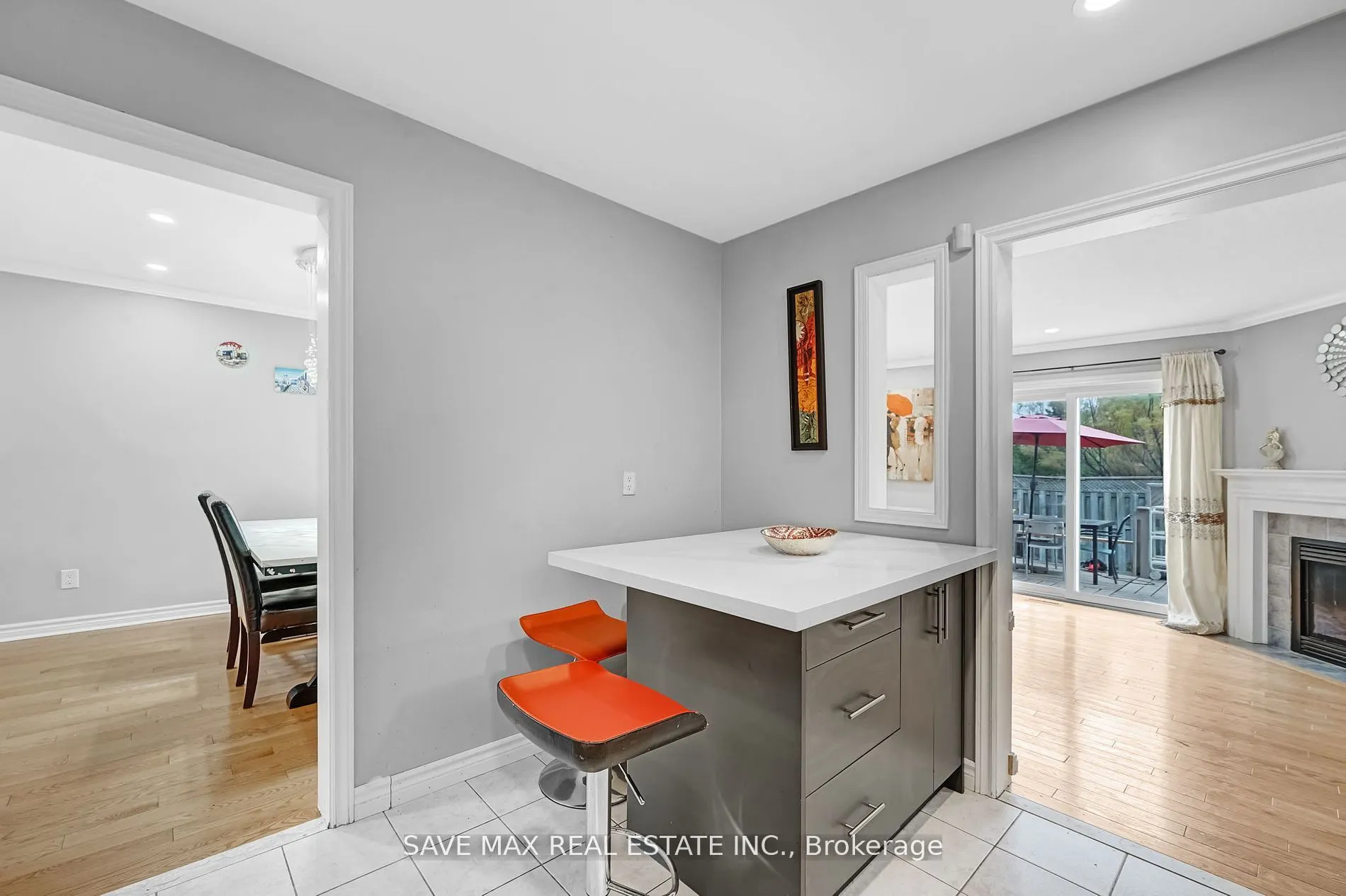 53 Smith Dr