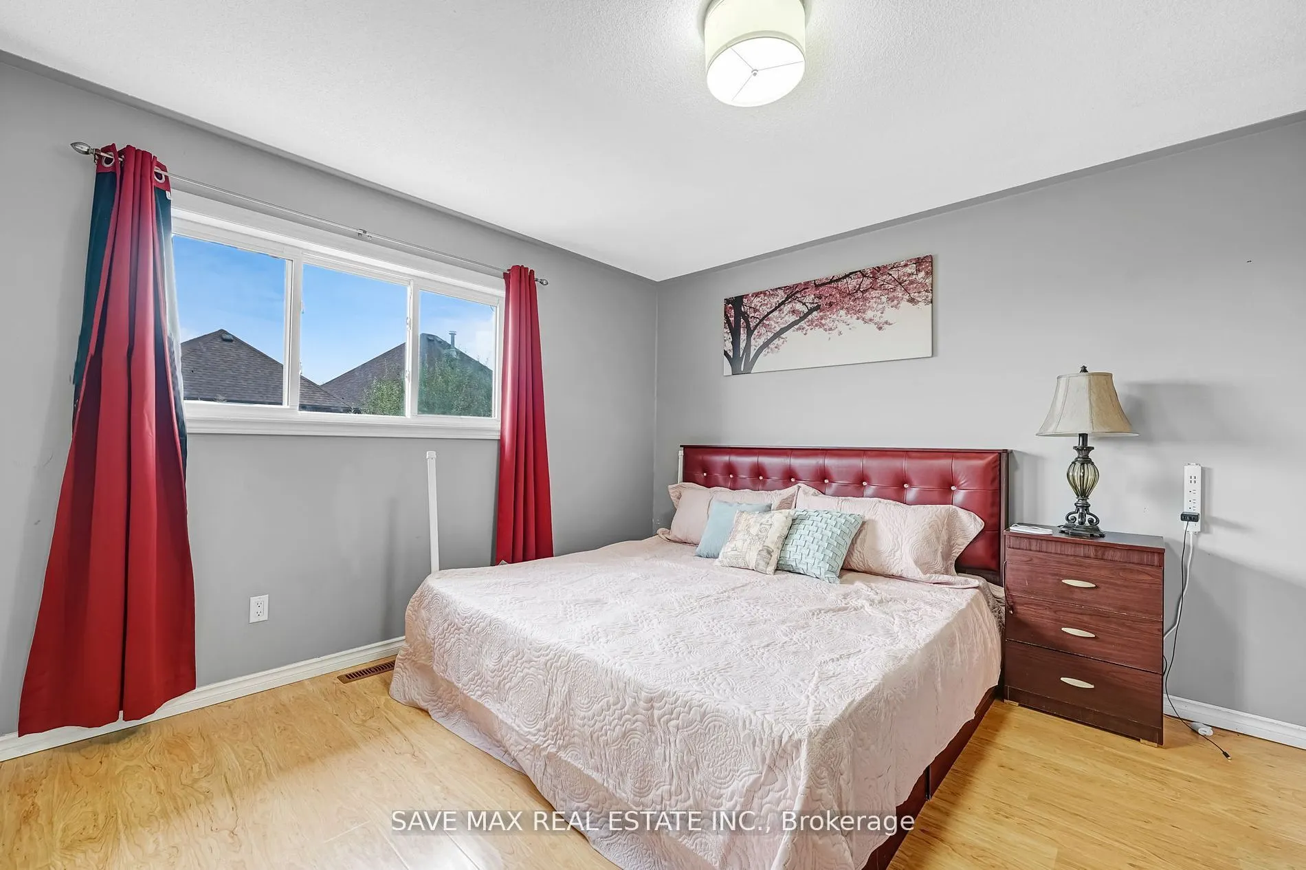 53 Smith Dr