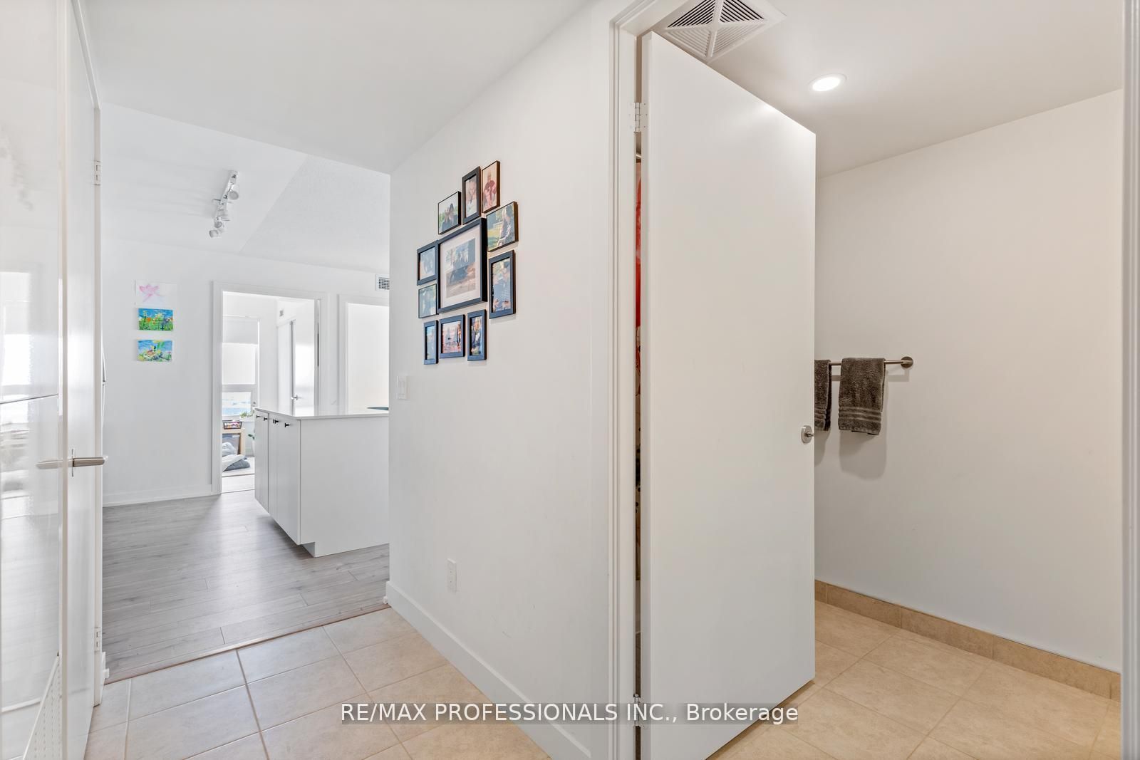 10 Wilby Cres, #1603