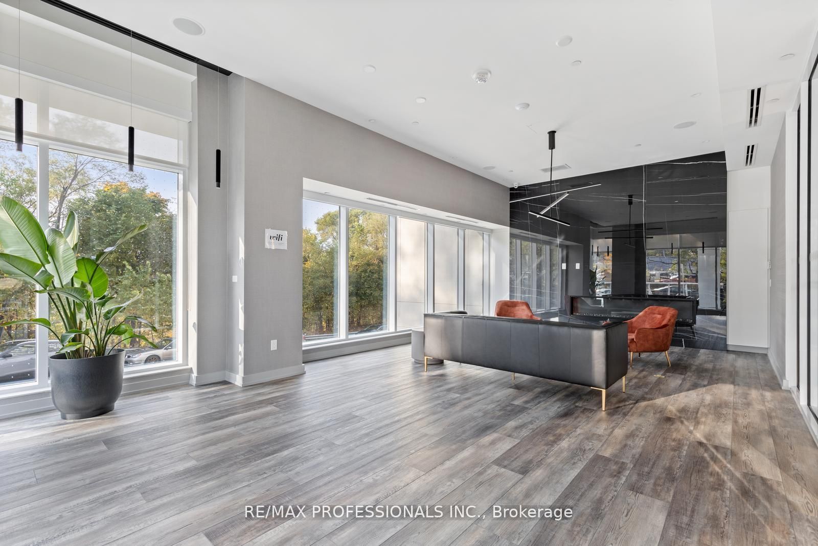 10 Wilby Cres, #1603
