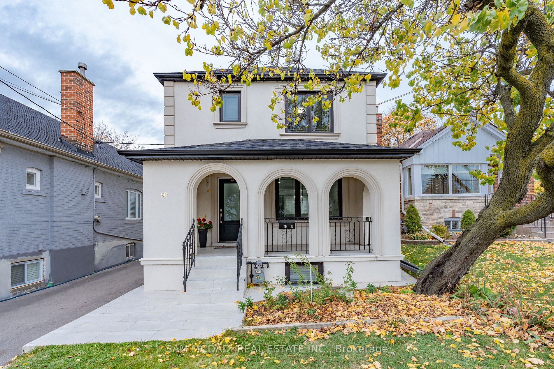 90A Bicknell Ave