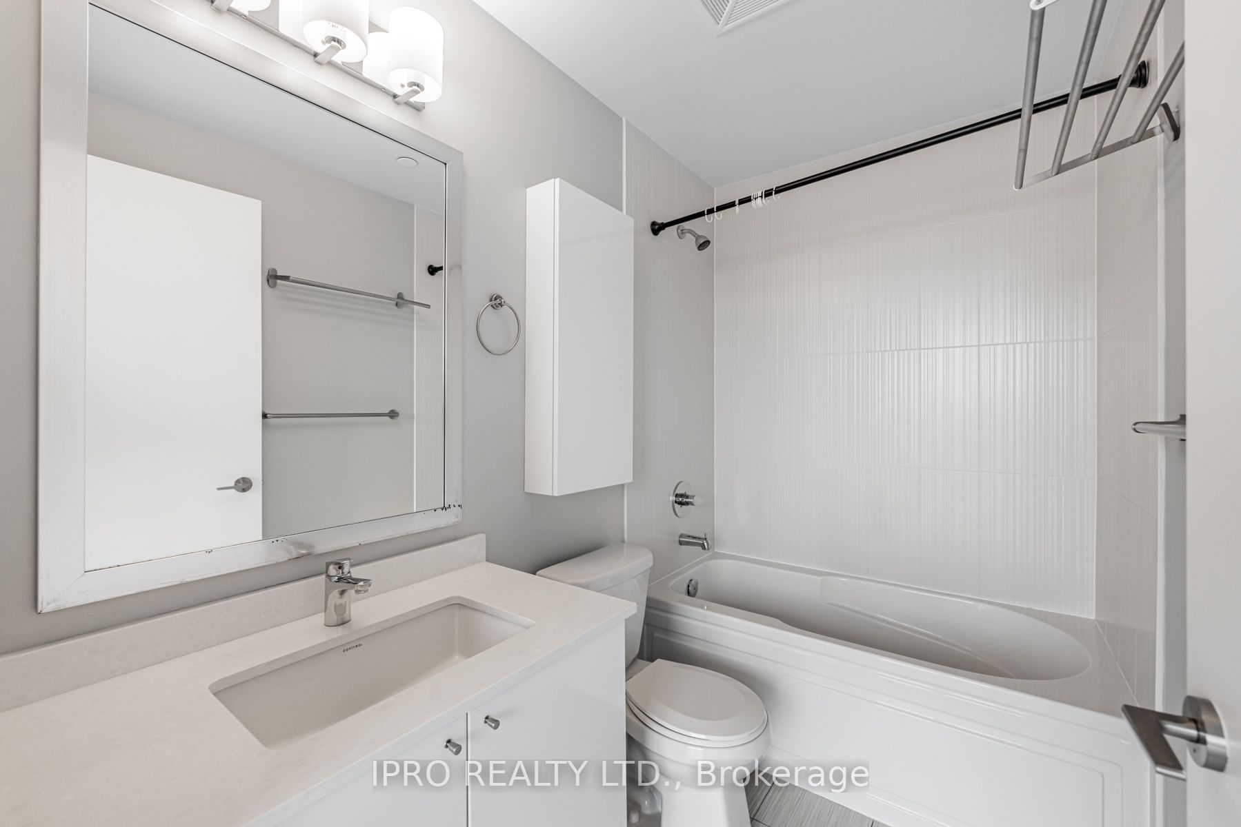 3975 Grand Park Dr, #3408