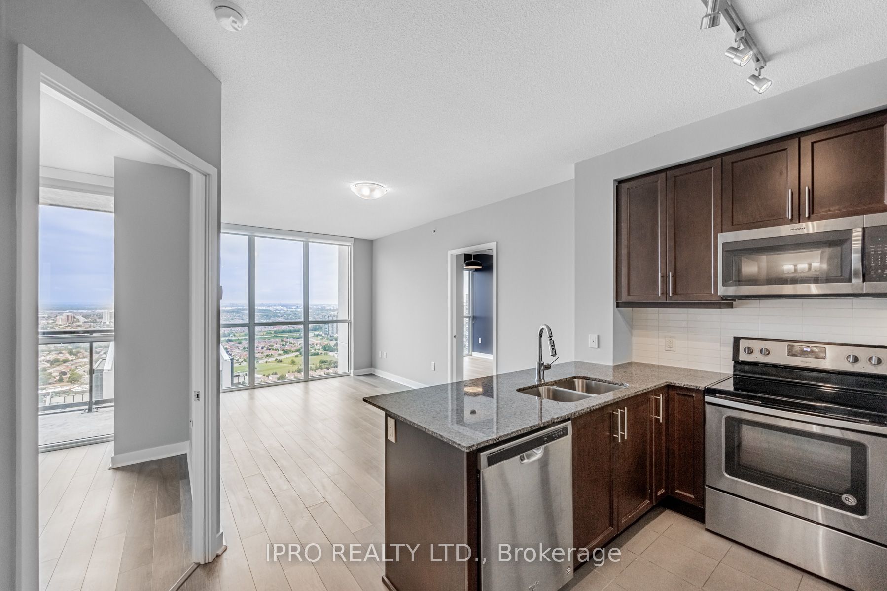 3975 Grand Park Dr, #3408