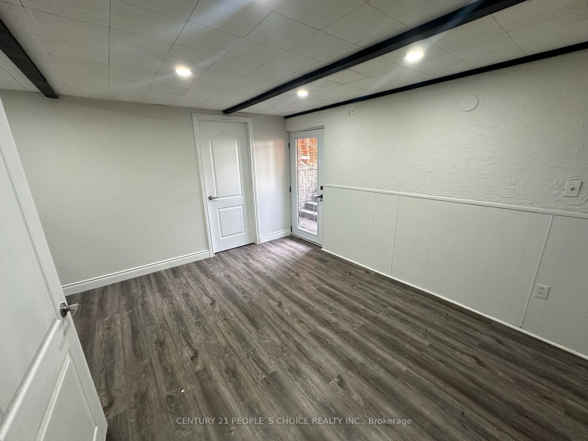 608 Thornwood Ave