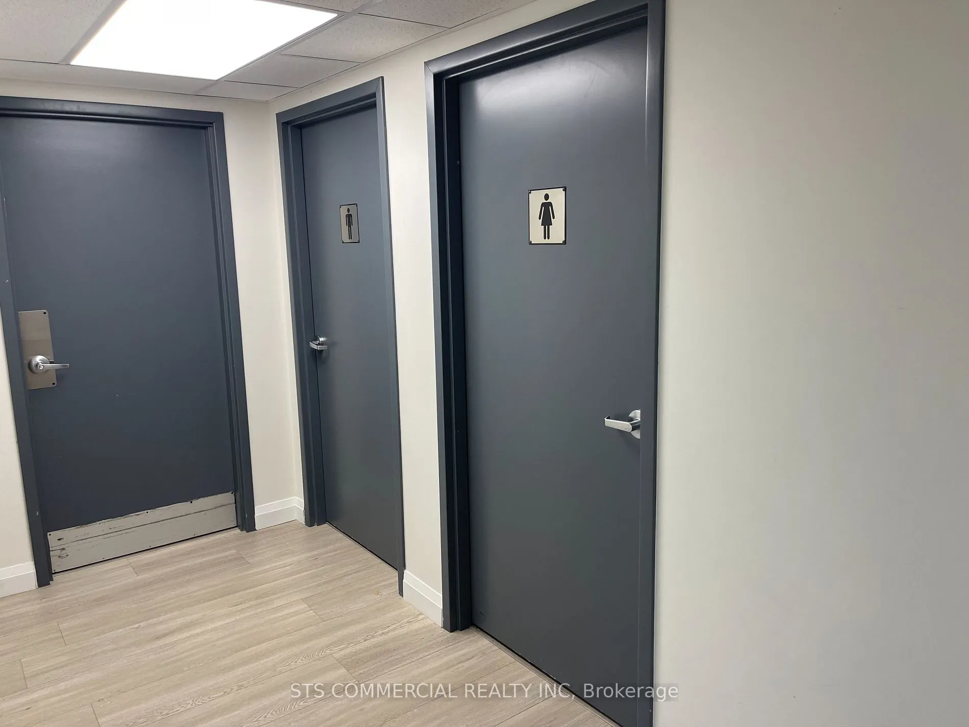 695 Riddell Road, #203