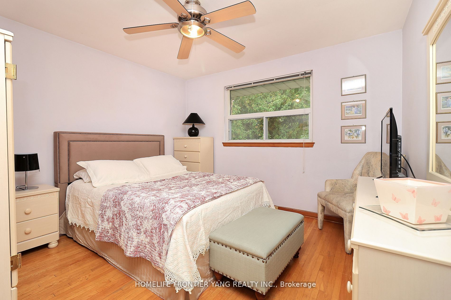 49 Graystone Gdns