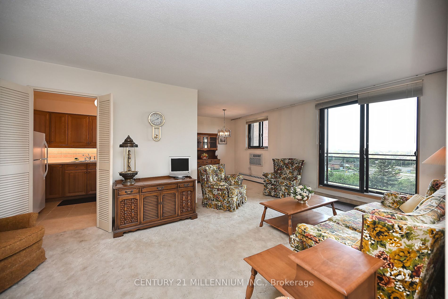 3533 Derry Rd E, #802