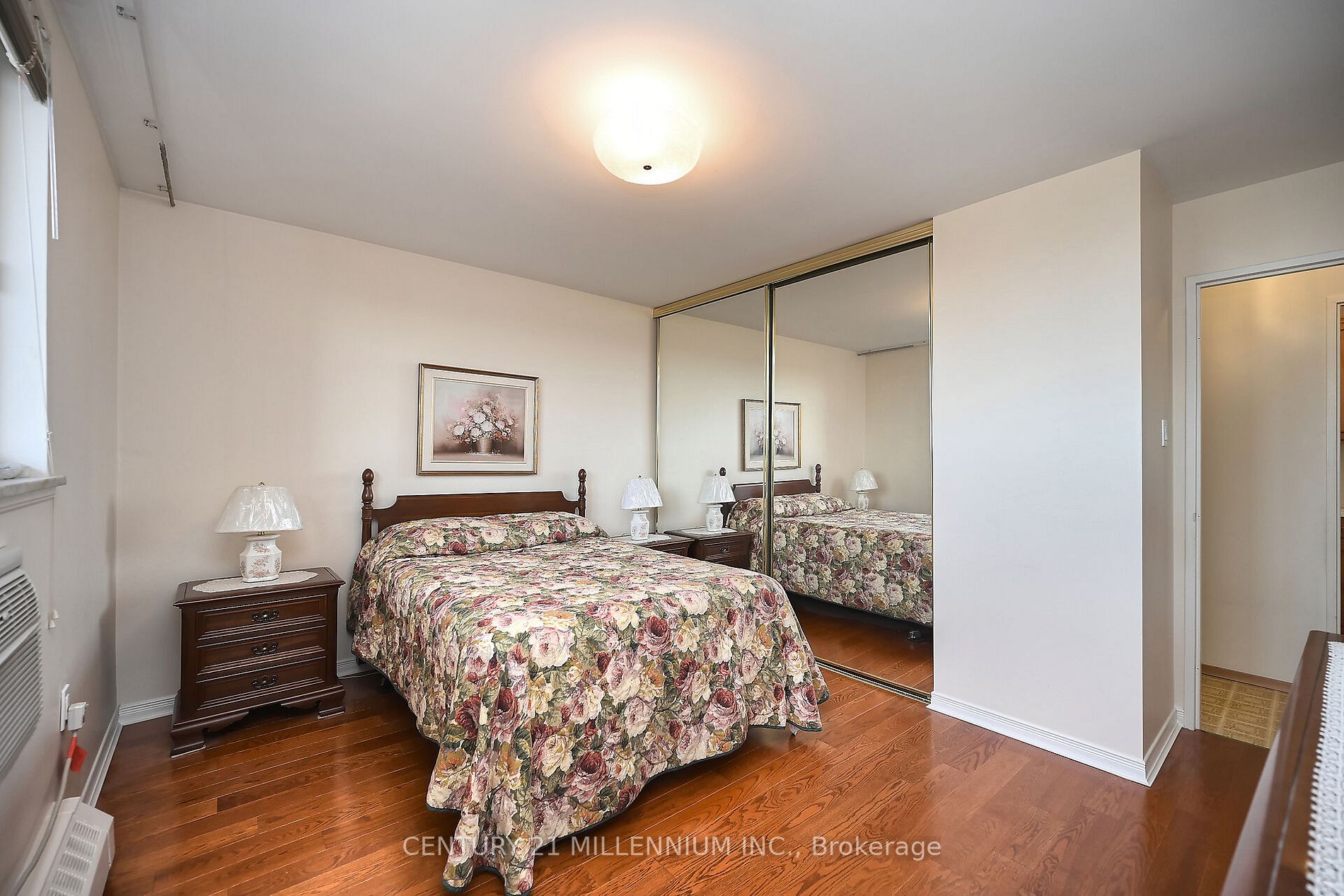3533 Derry Rd E, #802