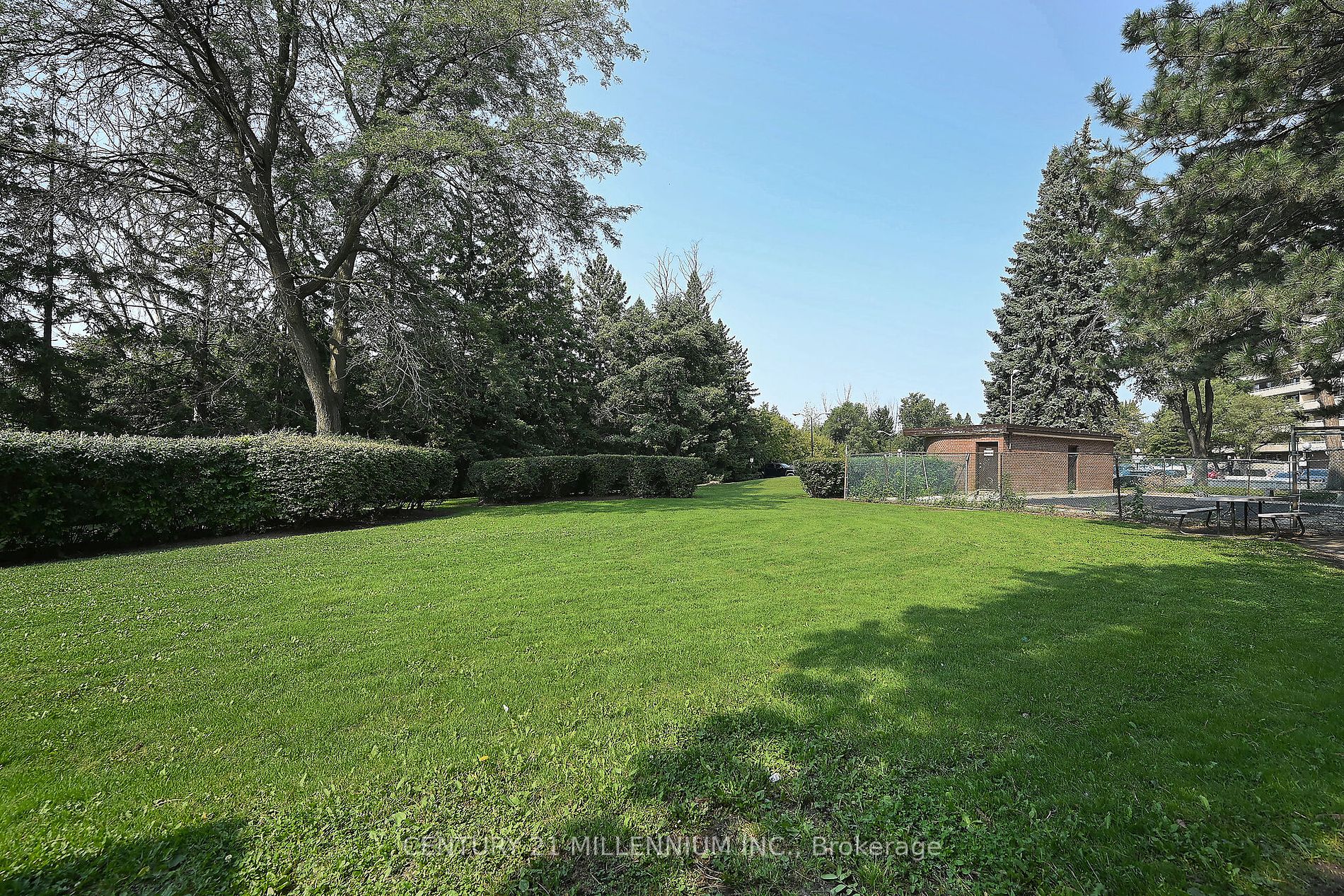 3533 Derry Rd E, #802