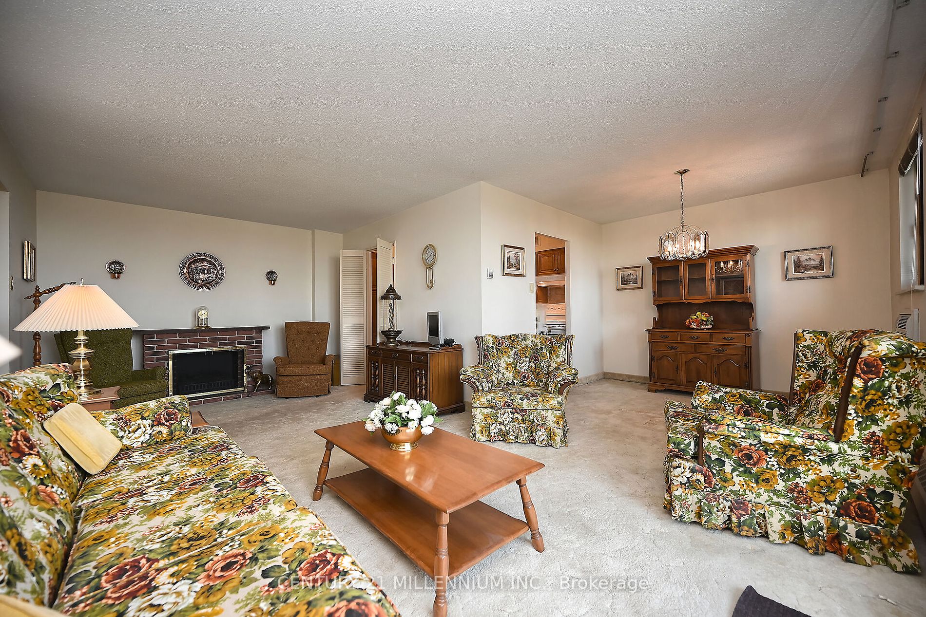 3533 Derry Rd E, #802