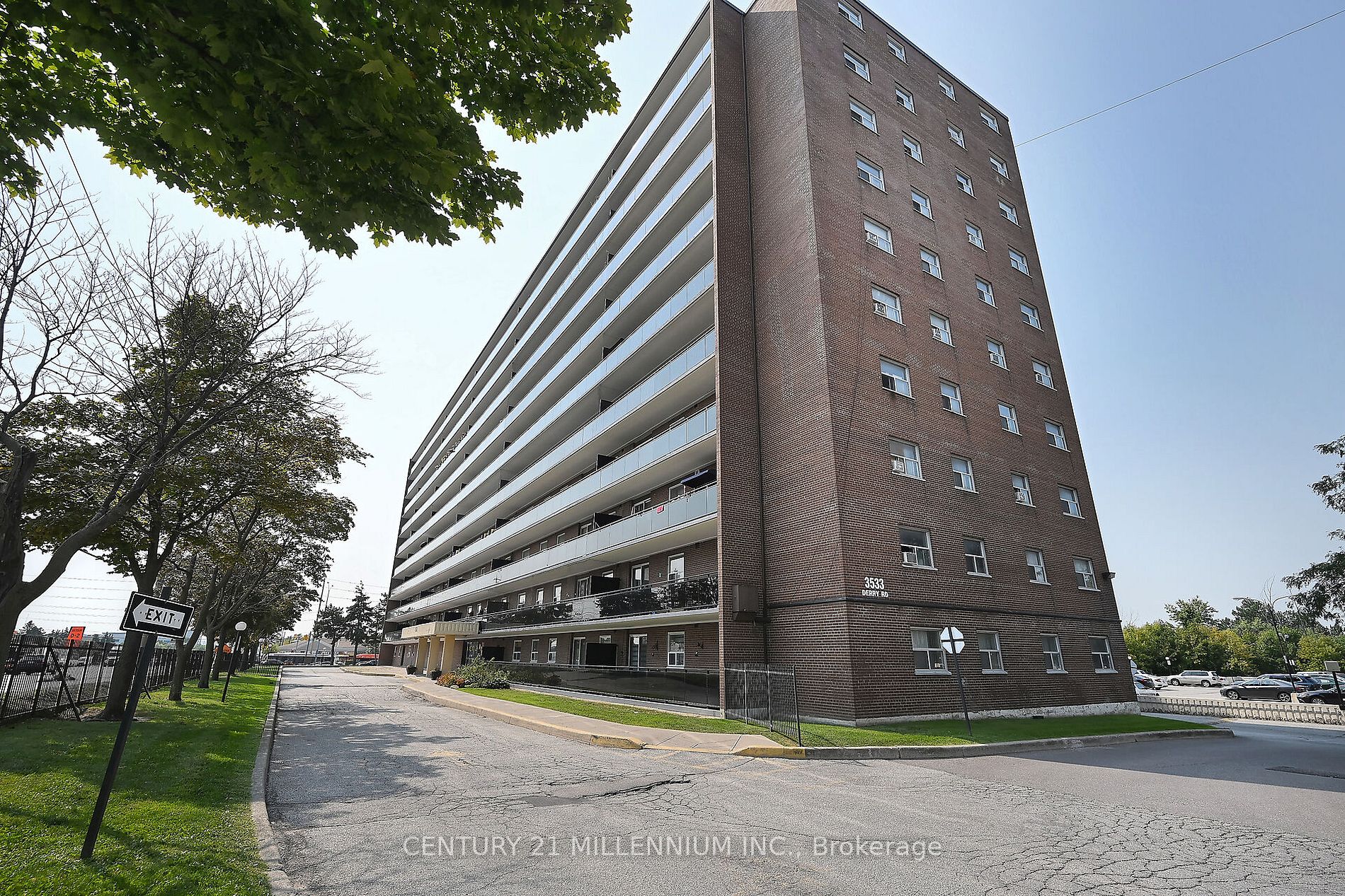 3533 Derry Rd E, #802