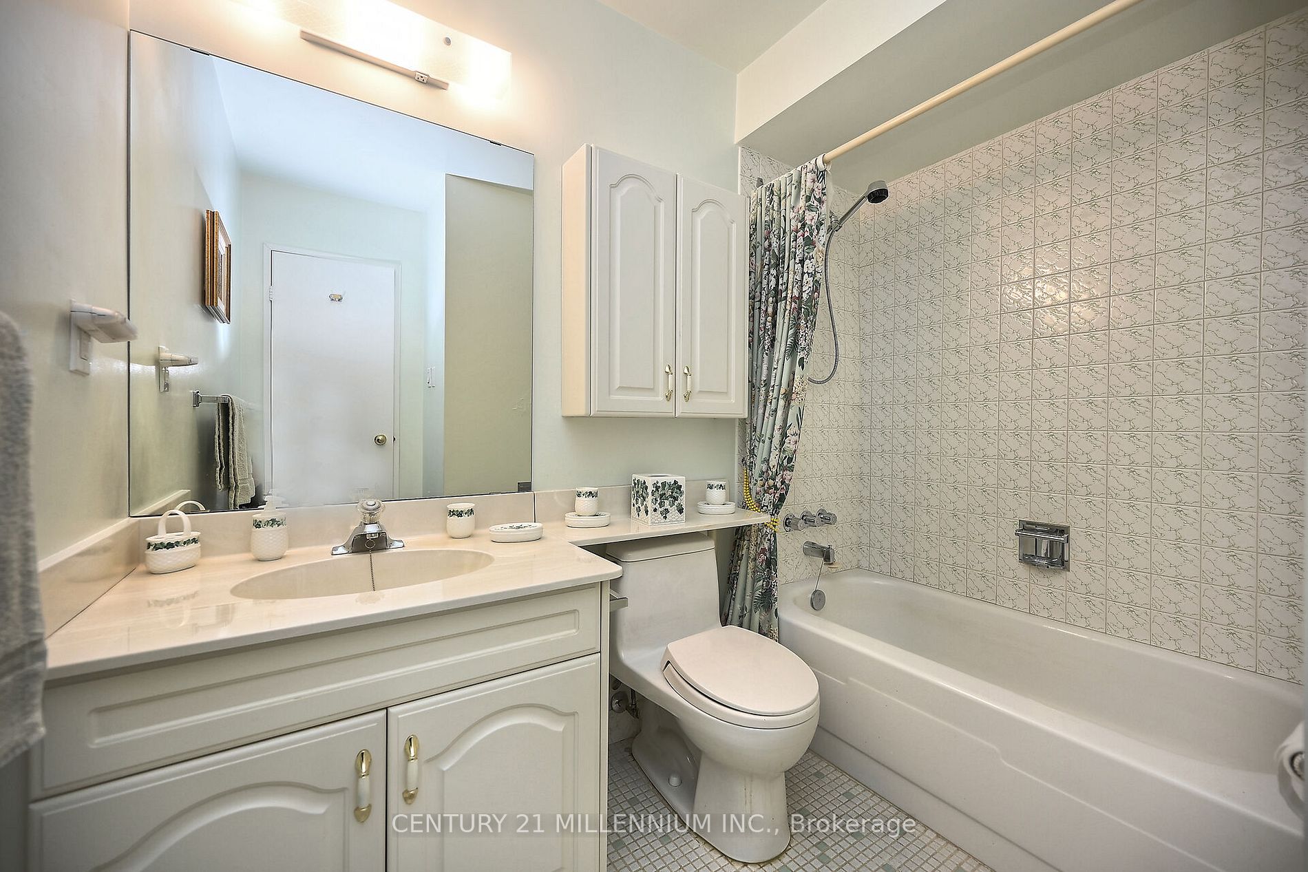 3533 Derry Rd E, #802