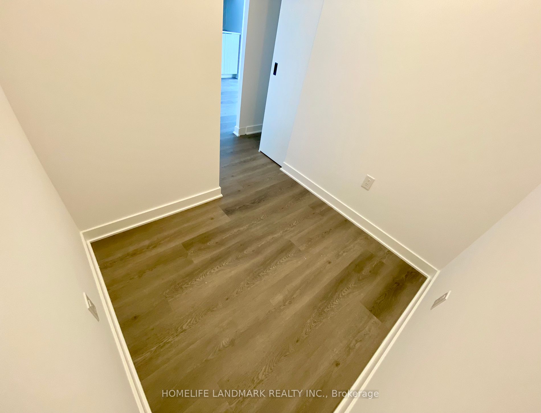 36 Zorra St, #2002