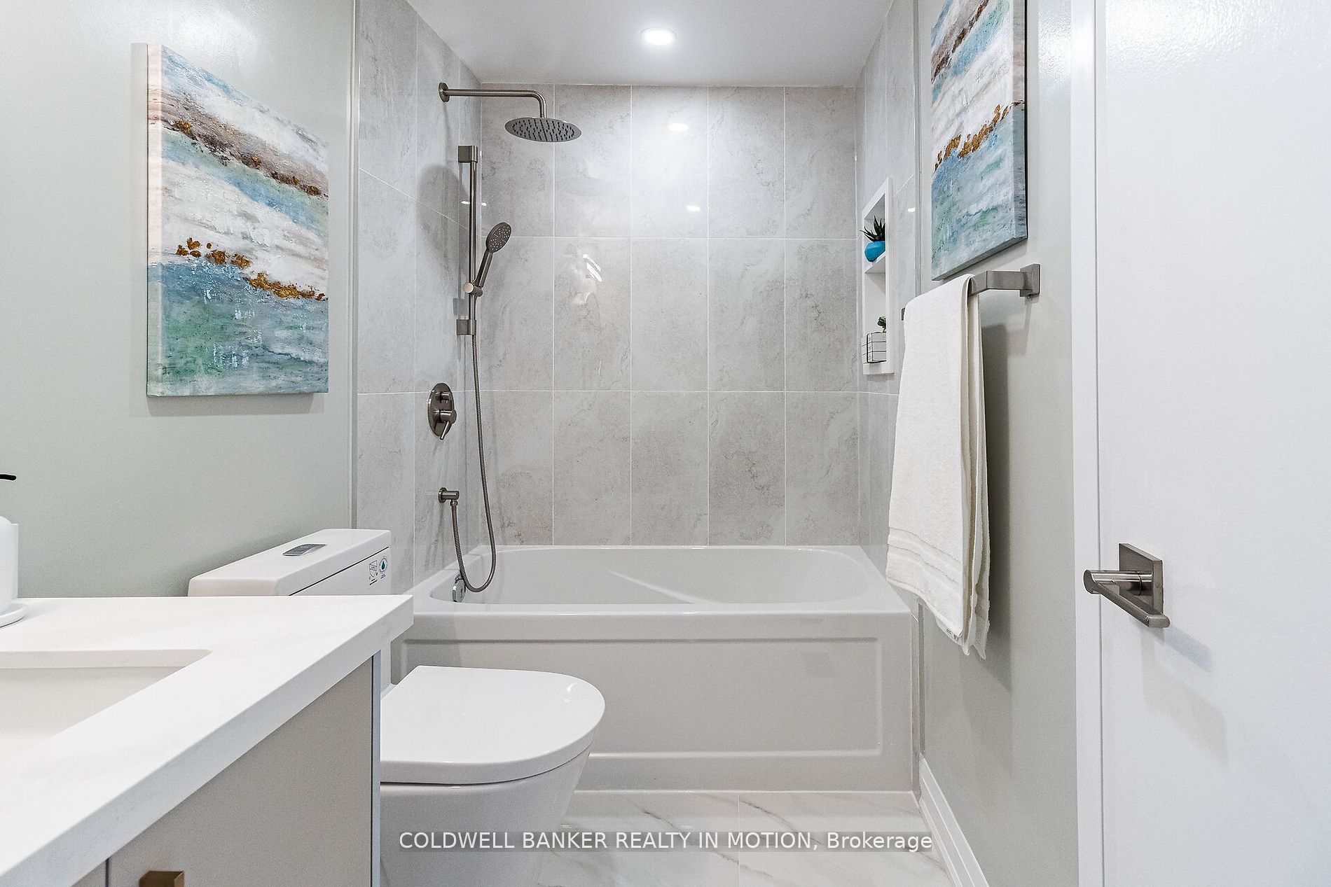 3351 Hornbeam Cres, #86