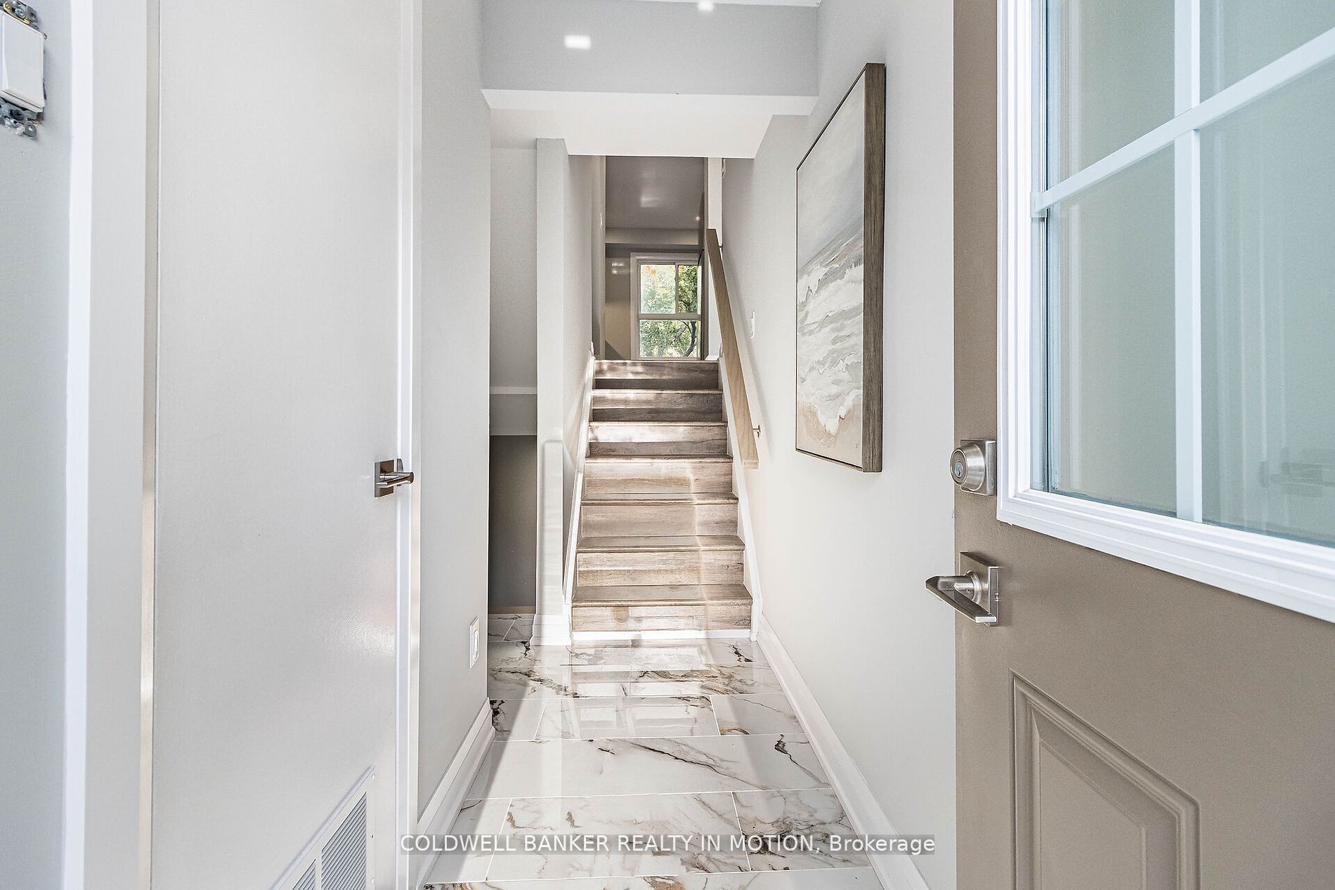 3351 Hornbeam Cres, #86