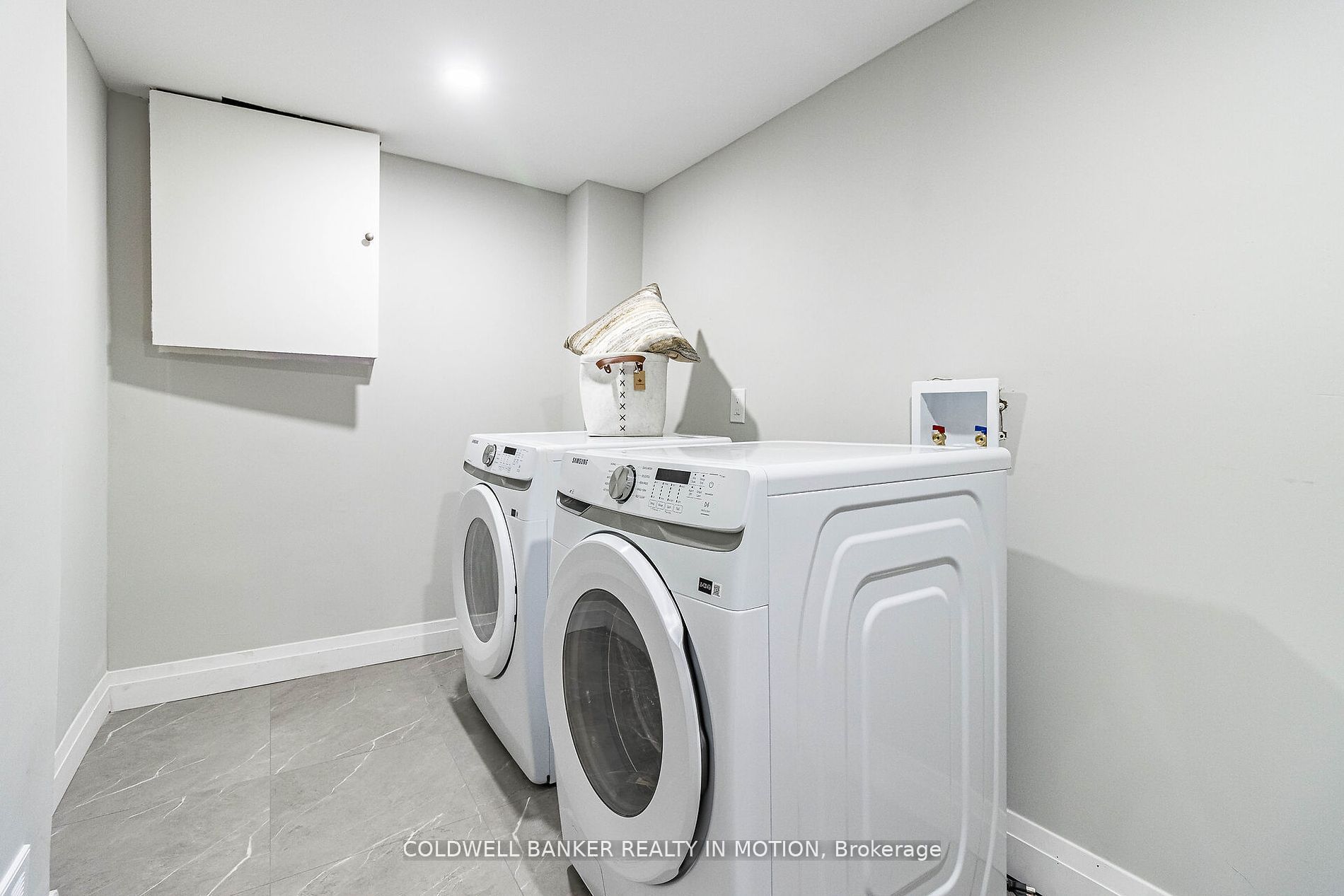 3351 Hornbeam Cres, #86