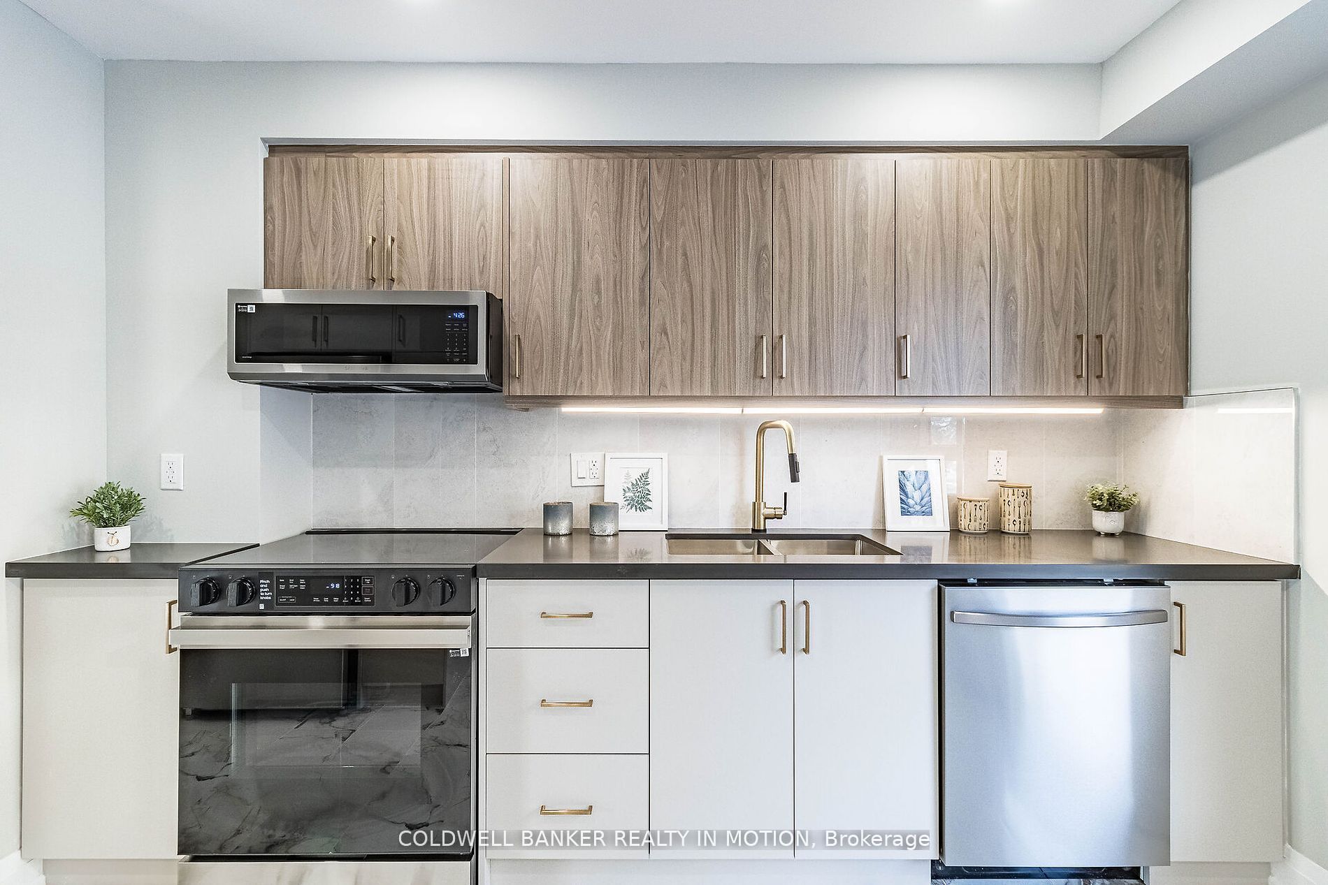 3351 Hornbeam Cres, #86