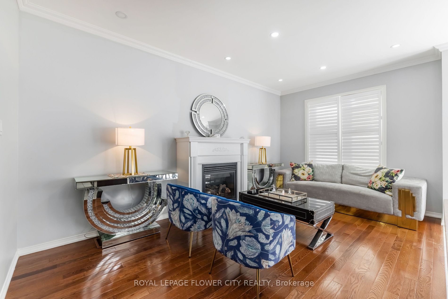 18 Loftsmoor Dr