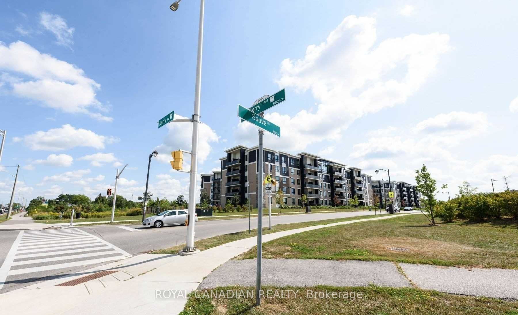 630 Sauve St, #124