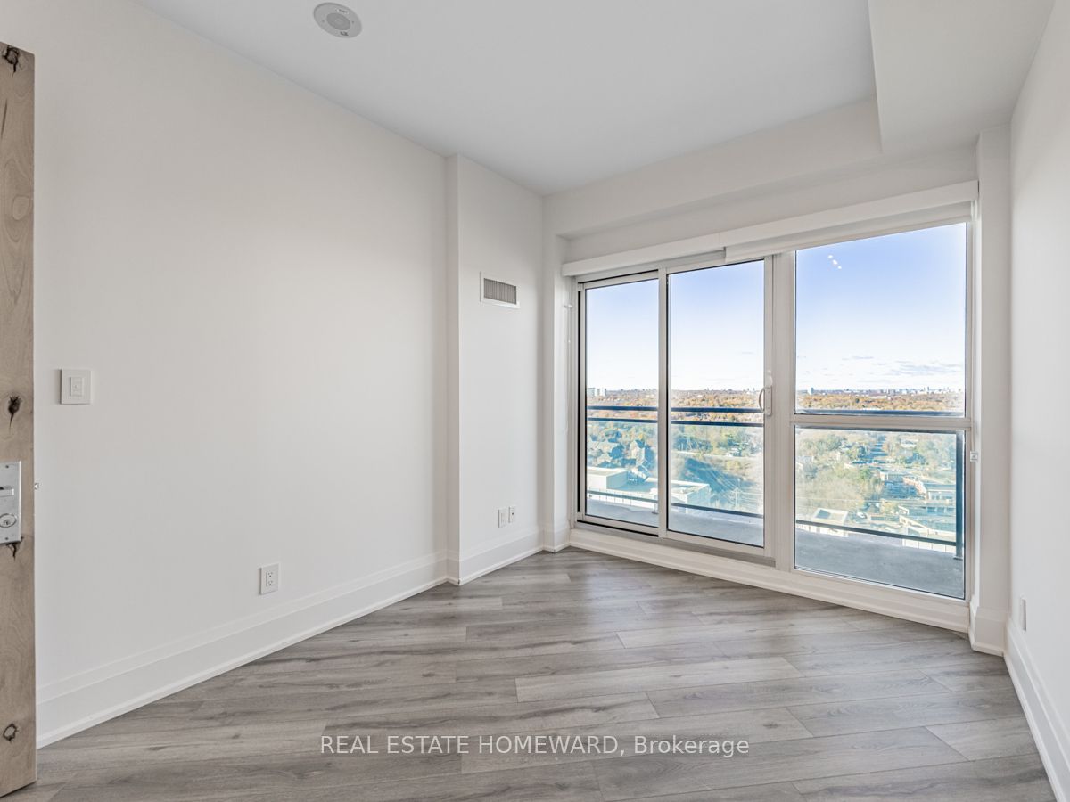 165 Legion Rd N, #2734